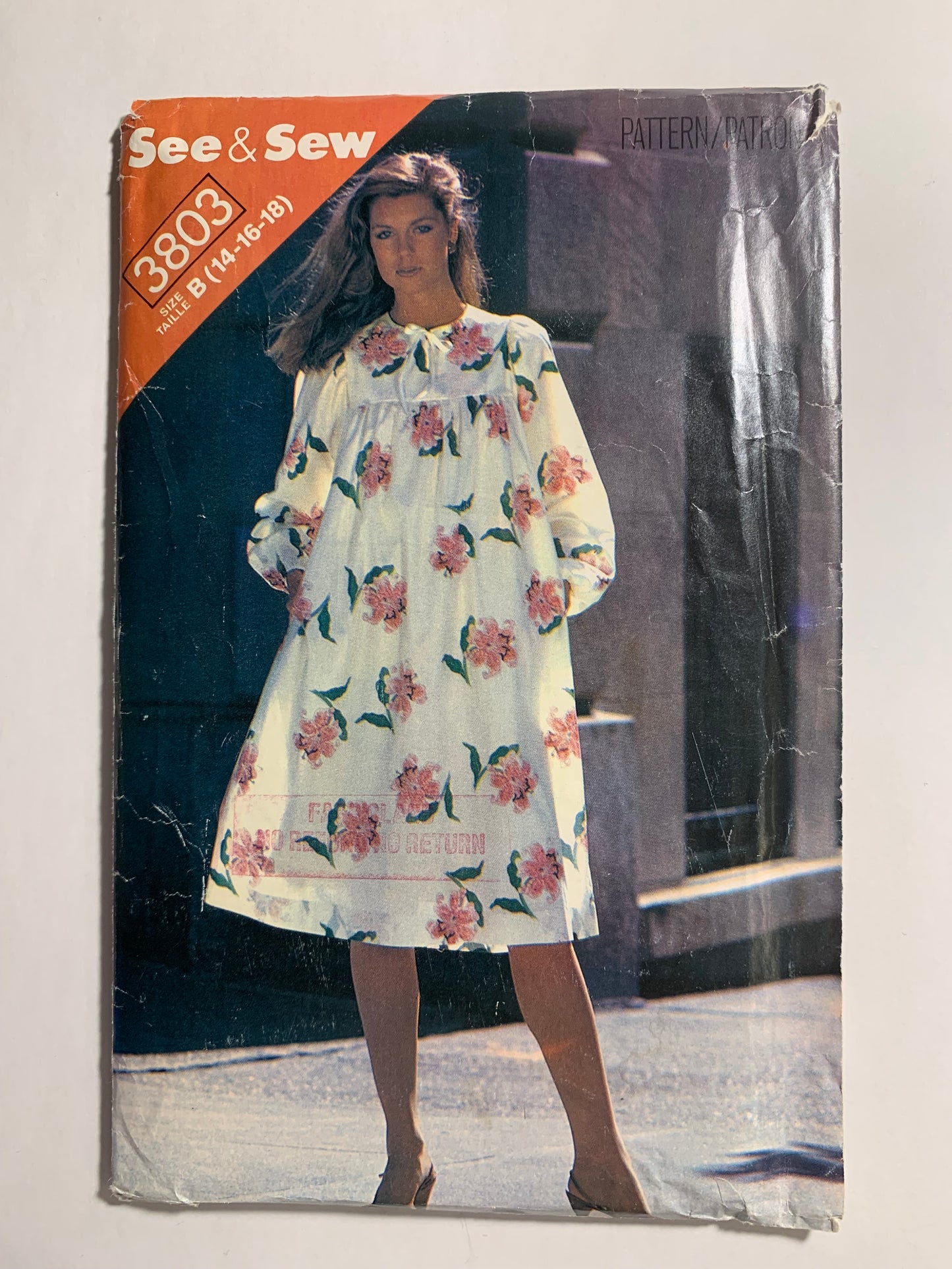 Butterick Sewing Pattern See & Sew 3803 Misses' Dress, Loose-Fitting, Below Mid-Knee, Pullover, Pockets, Round Neckline, Long Sleeves, Size 14-18, Uncut, Vintage 1996