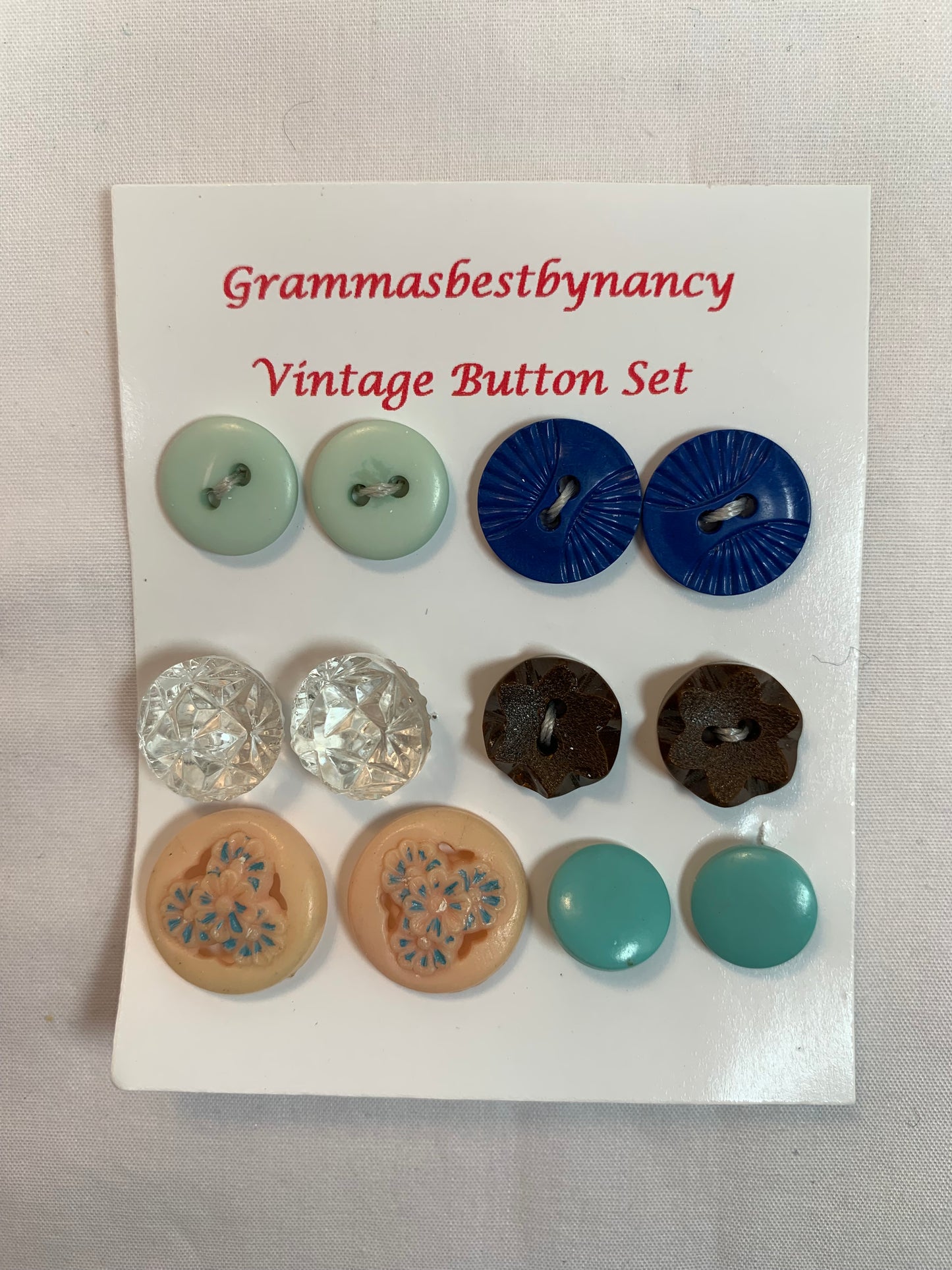 Vintage 1950's Variety Buttons, Shank, Flat, Red, Blue, Yellow, Brown, Peach, Various Sizes, Shiny, White, Sewing, Scrapbooking, Crafts