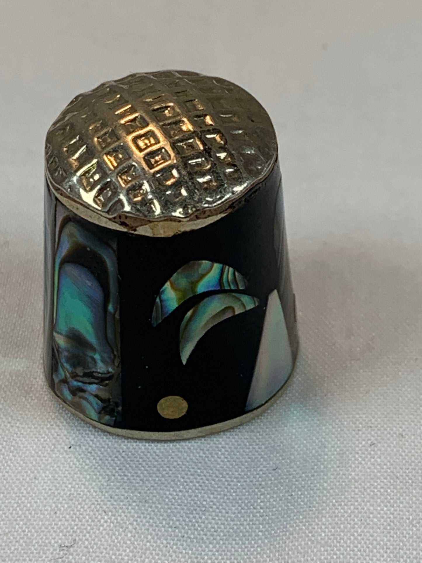 Thimble Souvenir, Gift, Abalone Shell Fragments, Metal, Sewing, Silver