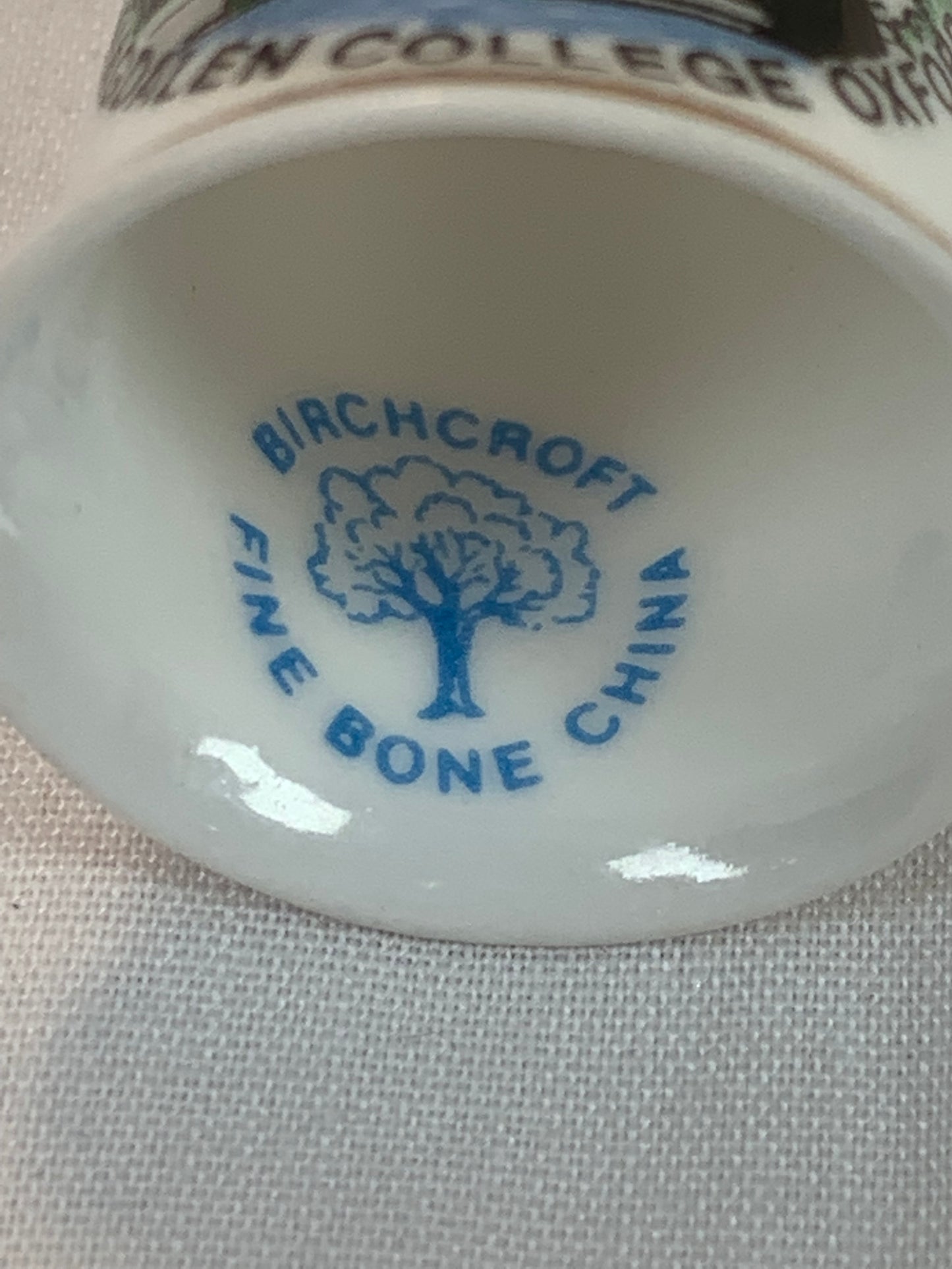 Thimble Souvenir, Gift, Maqdalen College Oxford Porcelain, Sewing, Gold Trim, Bone China