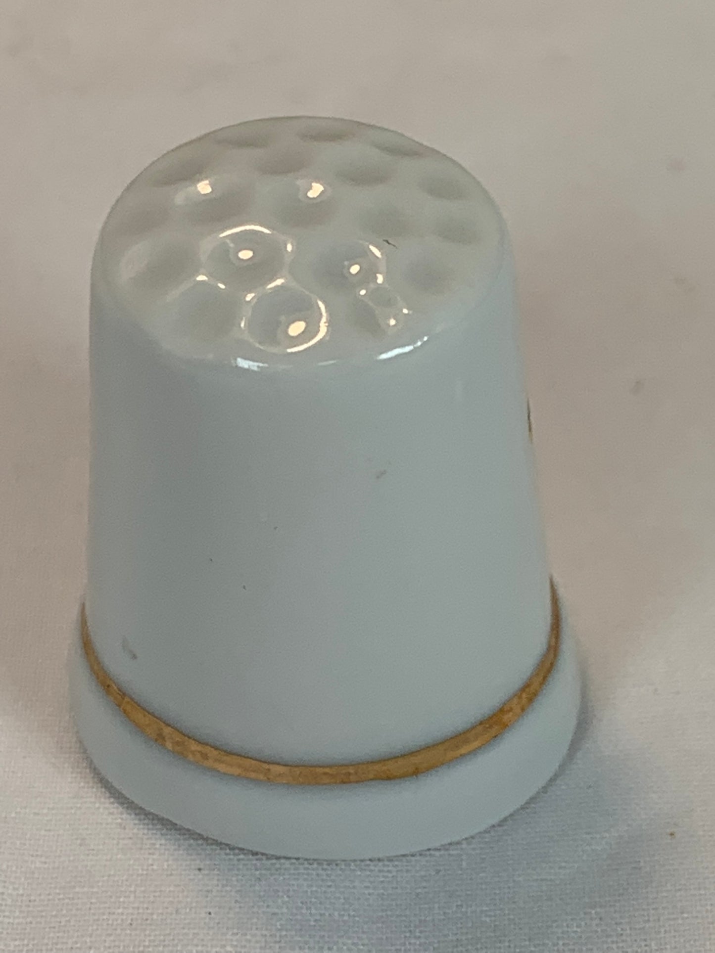 Thimble Souvenir, Gift, Western Meadowlark Bird, Goldenrod Flowers, Porcelain, Sewing Gold Trim