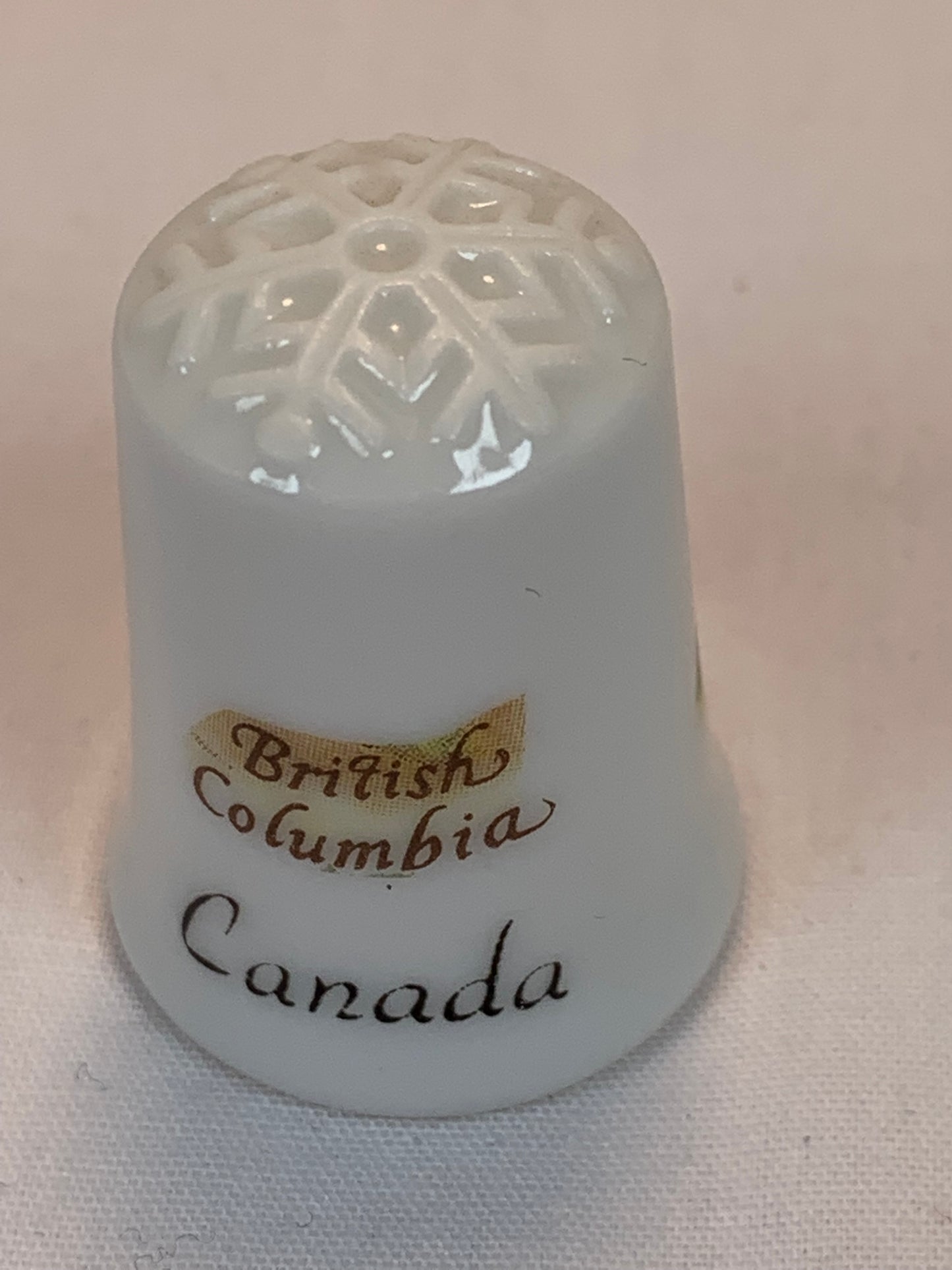 Thimble Souvenir, Gift, Pacific Dogwood, British Columbia Canada Porcelain, Sewing, Gold Trim
