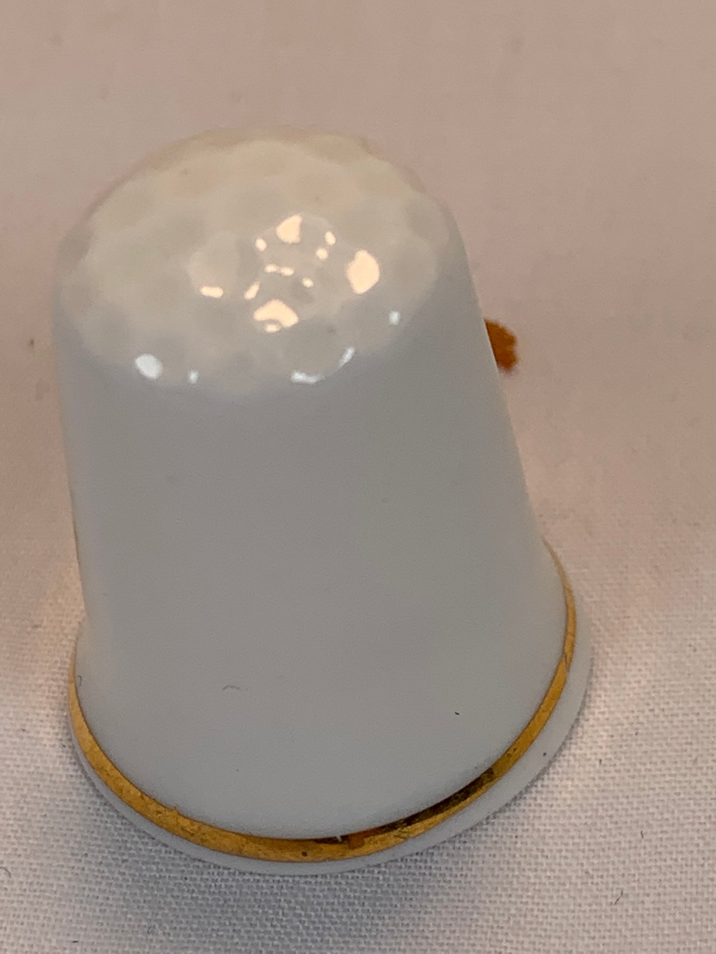 Thimble Souvenir, Gift, Royal Crescent Bath, England, Porcelain, Sewing, Gold Trim