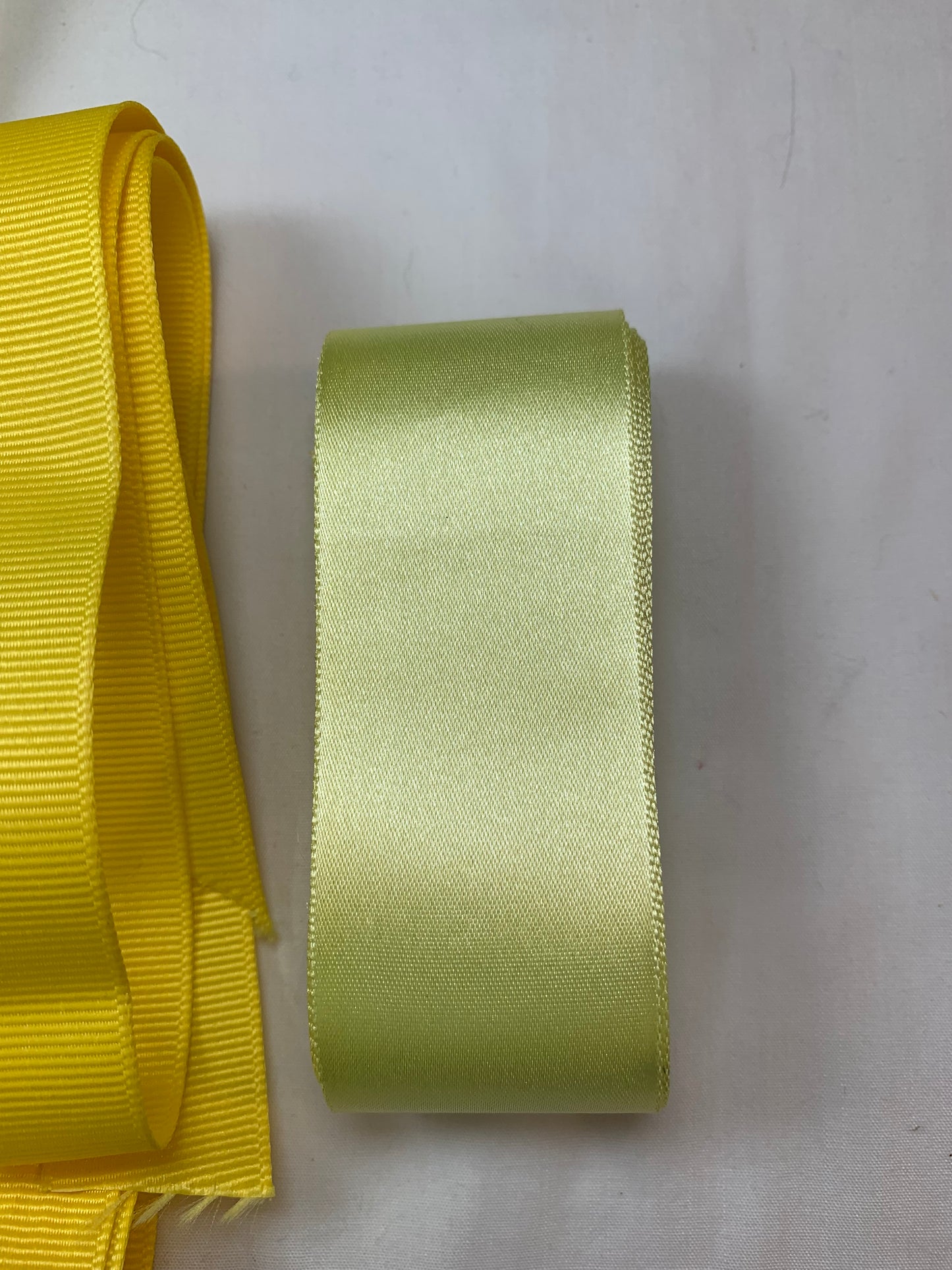 6 Varieties of Yellow Ribbon, Scrapbooking, Doll Clothes, Junk Journals, Crafts, Hobbies, Photos. Card-Making, Baby Clothes, Sewing
