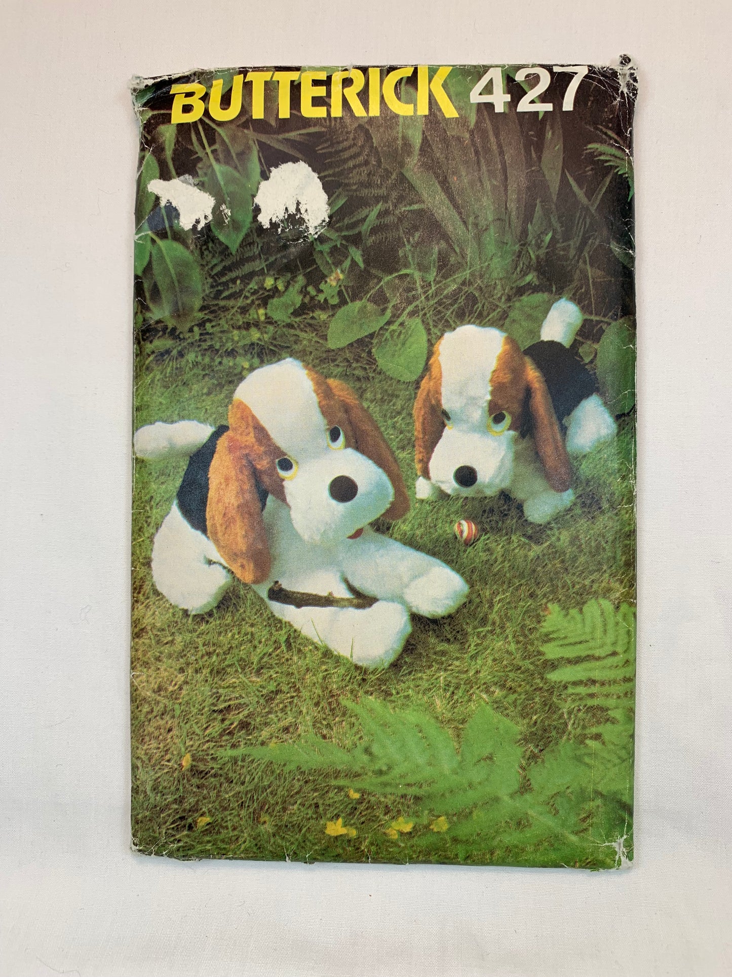 Butterick Sewing Pattern 427 Bassets, Stuffed Dogs, Two Sizes, Uncut, Vintage 1973
