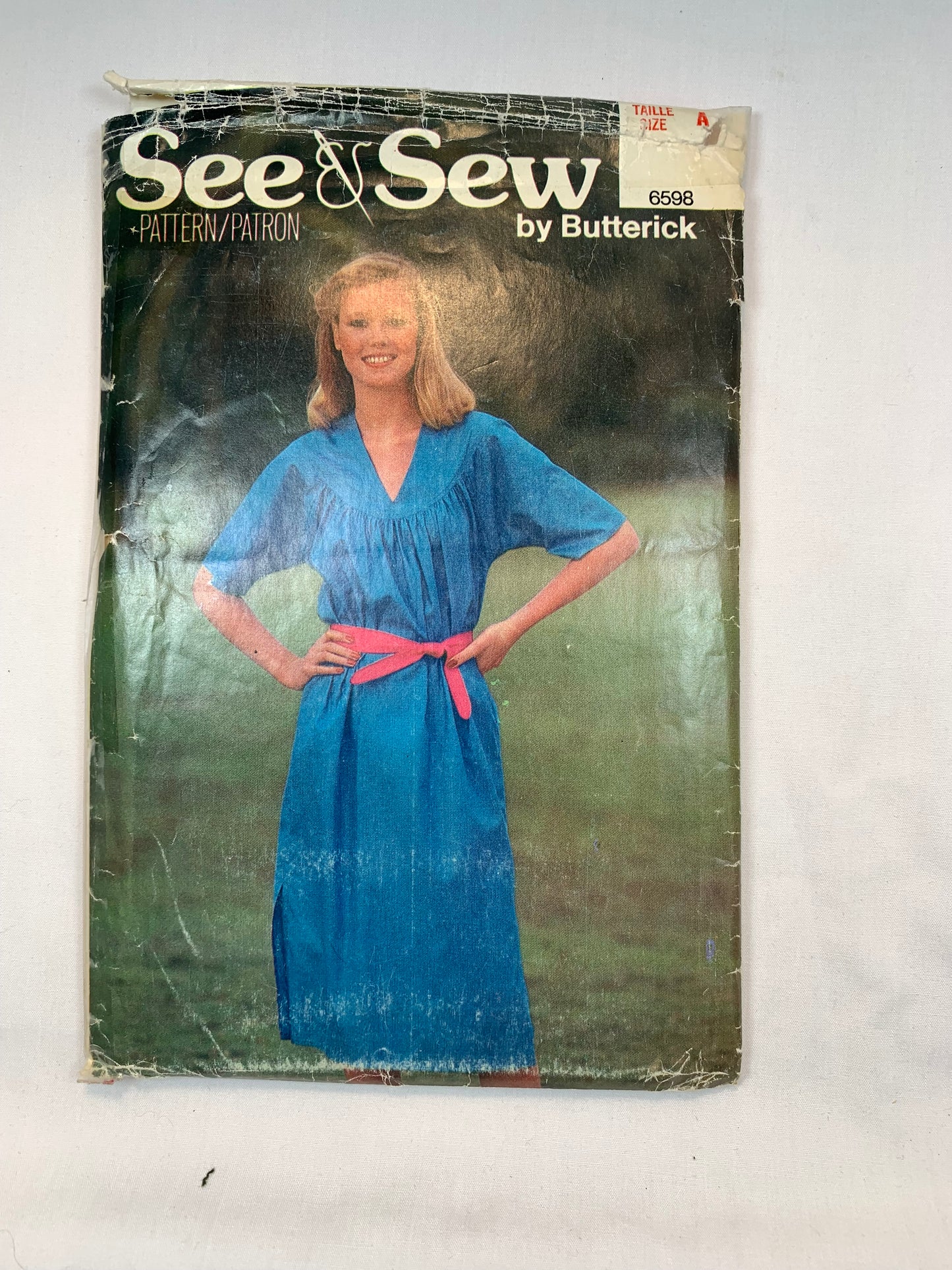 Butterick 6598 Misses' Dress Size 8-12, Cut, Vintage 1970