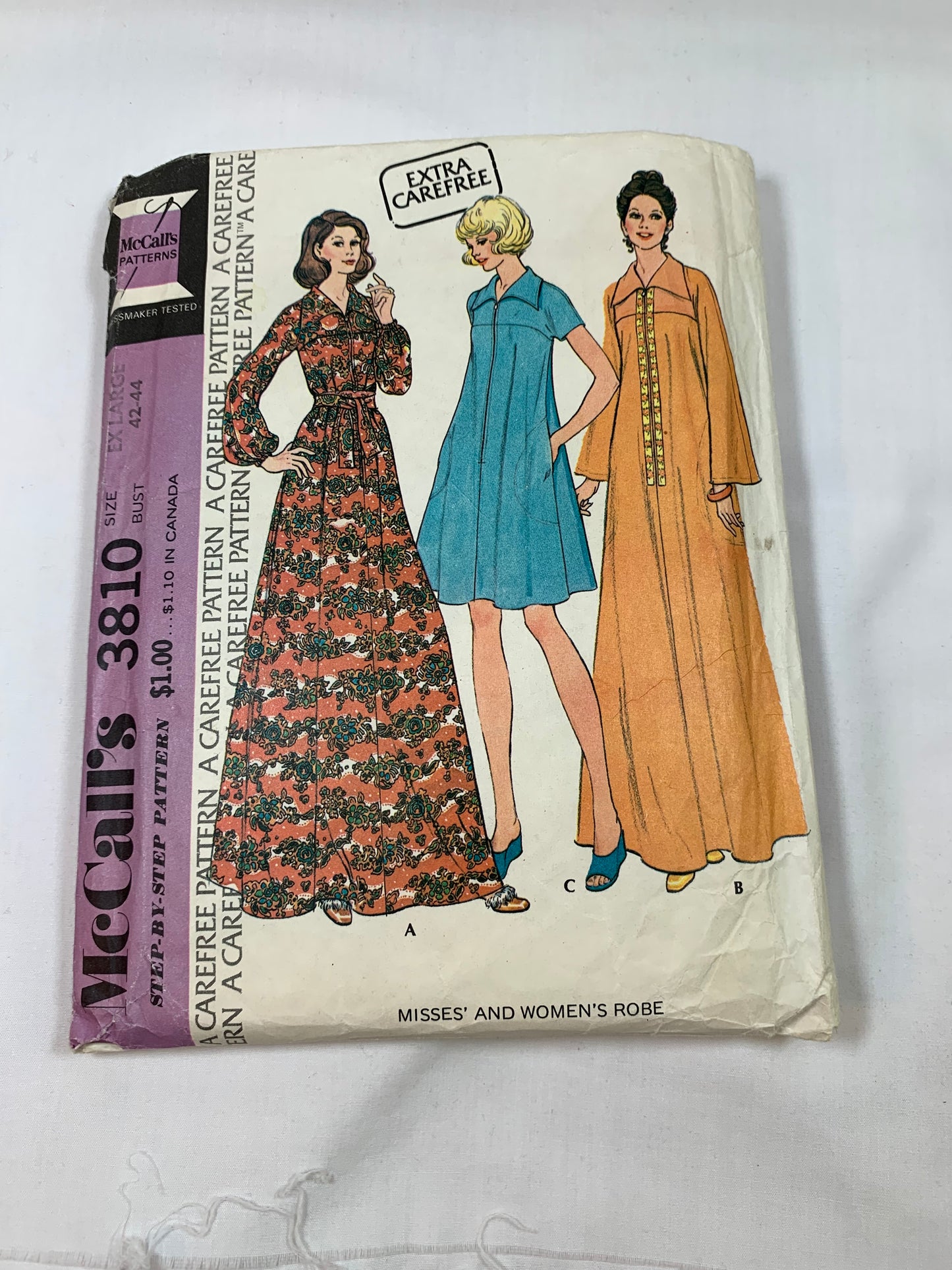McCall's Sewing Pattern 3810 Misses' Robe, Loungewear, Zipper Front, Long/Short Sleeves, Pockets, Tie Belt, Collar, Loose-Fitting, Size 42-44, Cut, Vintage 1973