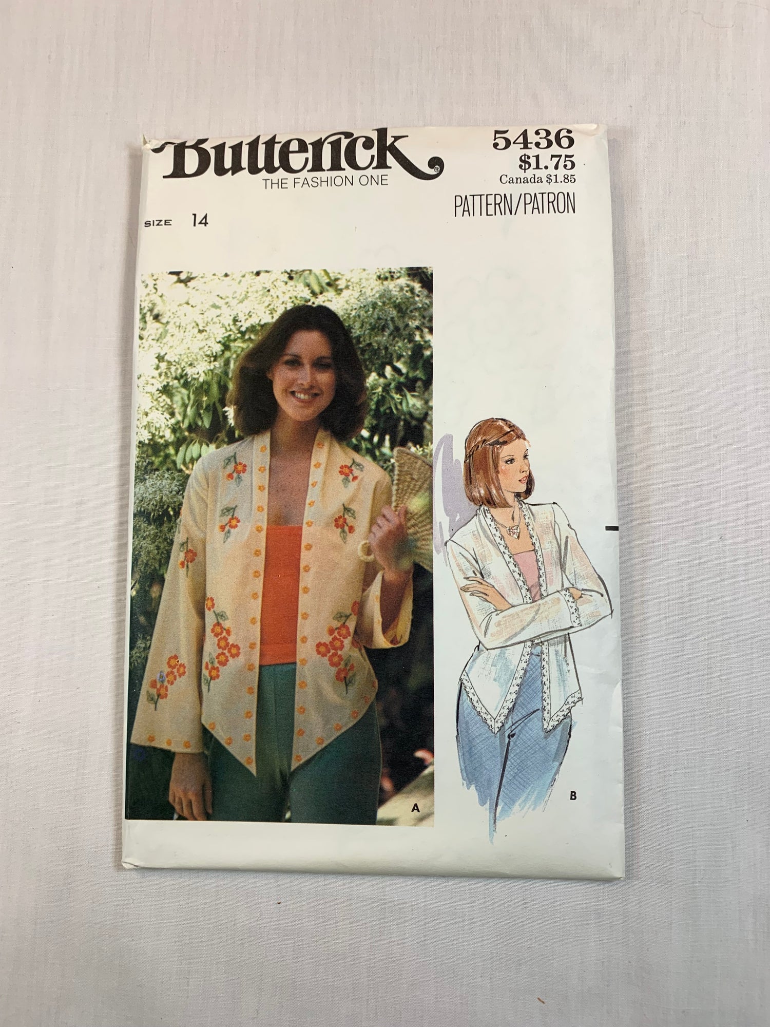 Butterick 5436 Misses' Tops, Embroidery Transfers, Size 14, Cut, Vintage 1977