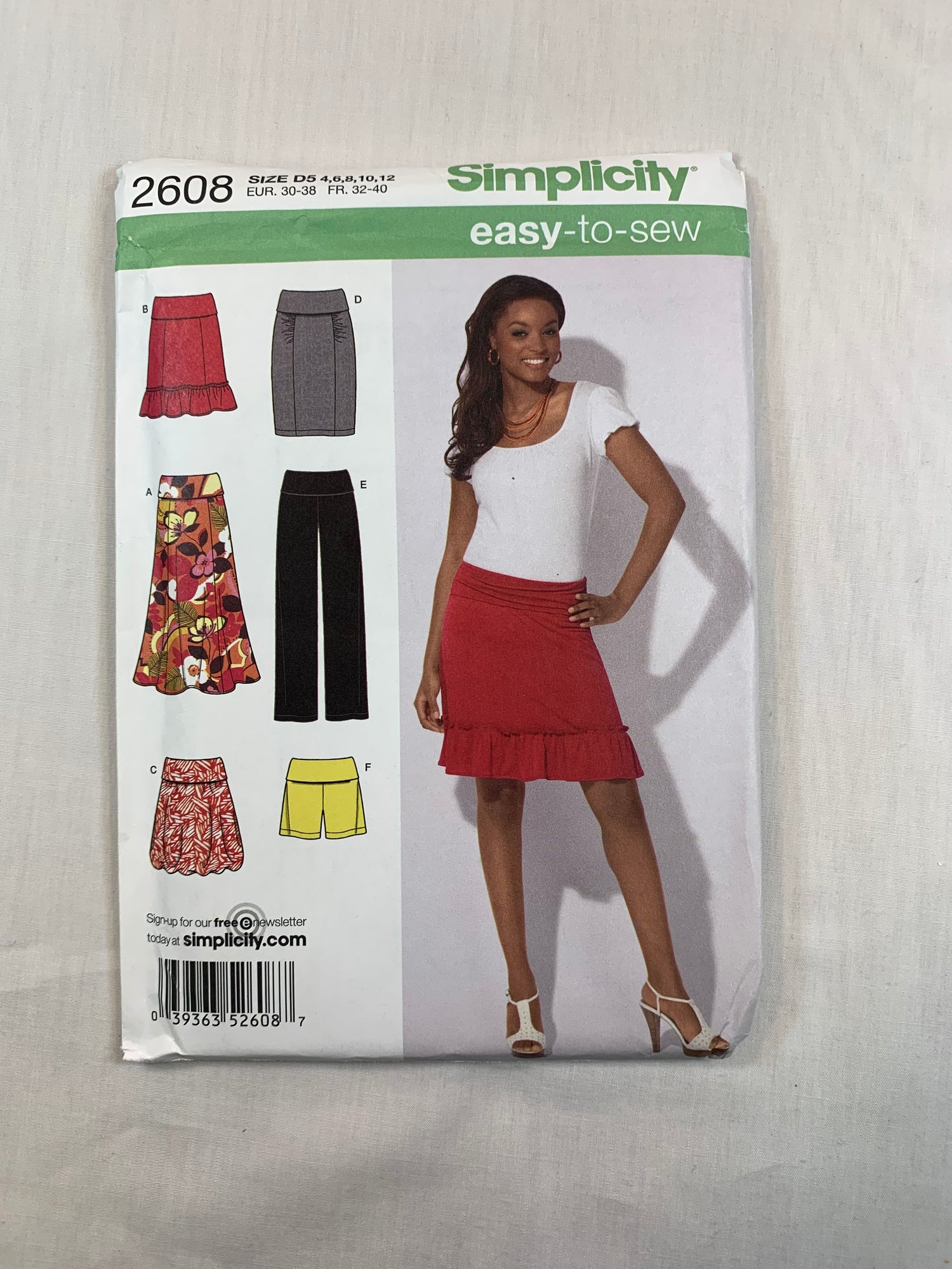 Simplicity Sewing Pattern 2608 Misses' Knit Skirts, Pants, Shorts, 6 Variations, Size 4-12, Uncut, 2009