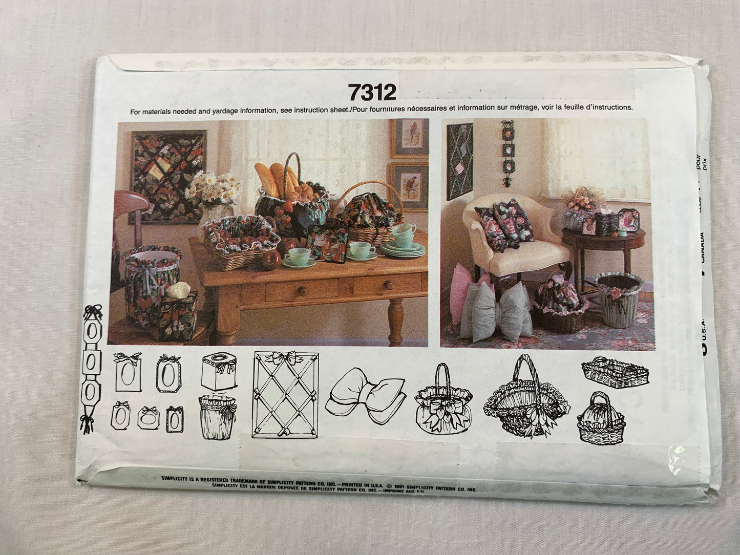 Simplicity Sewing Pattern 7312 Crafts, Pillow, Tissue Box, Frames, Baskets, Bulletin Boards, Uncut, Vintage 1991