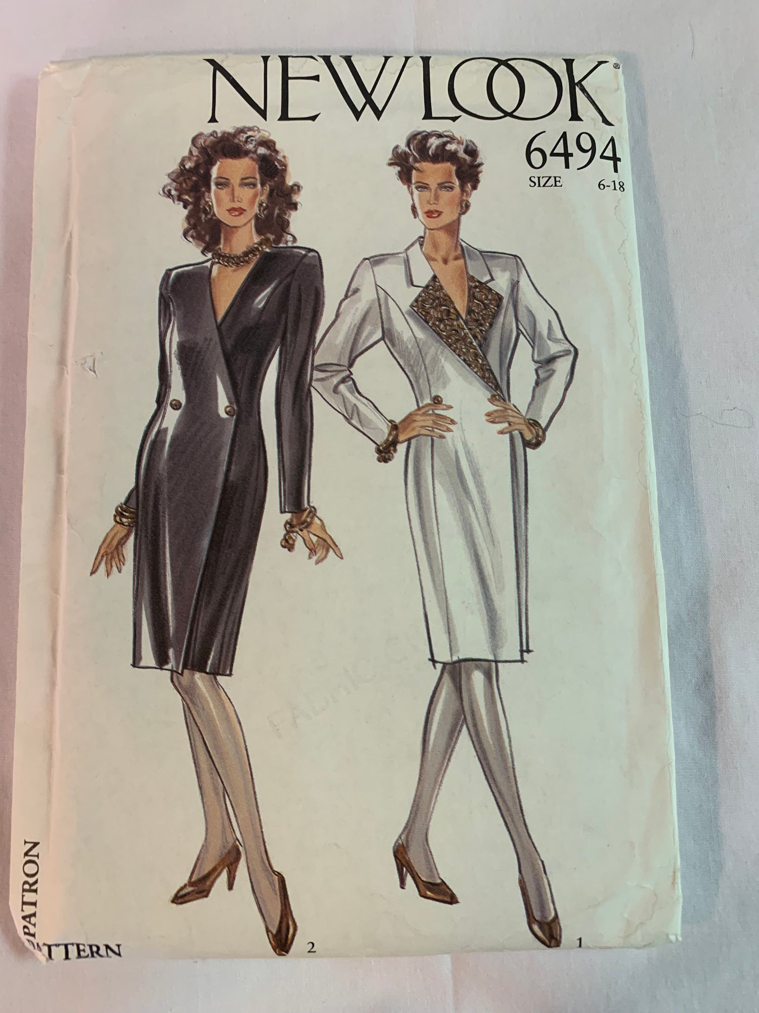 Simplicity New Look Sewing Pattern 6494 Misses' Dresses, Long Sleeves, Button Front, 2 Variations, Collar, Size 6-18, Uncut, 2007