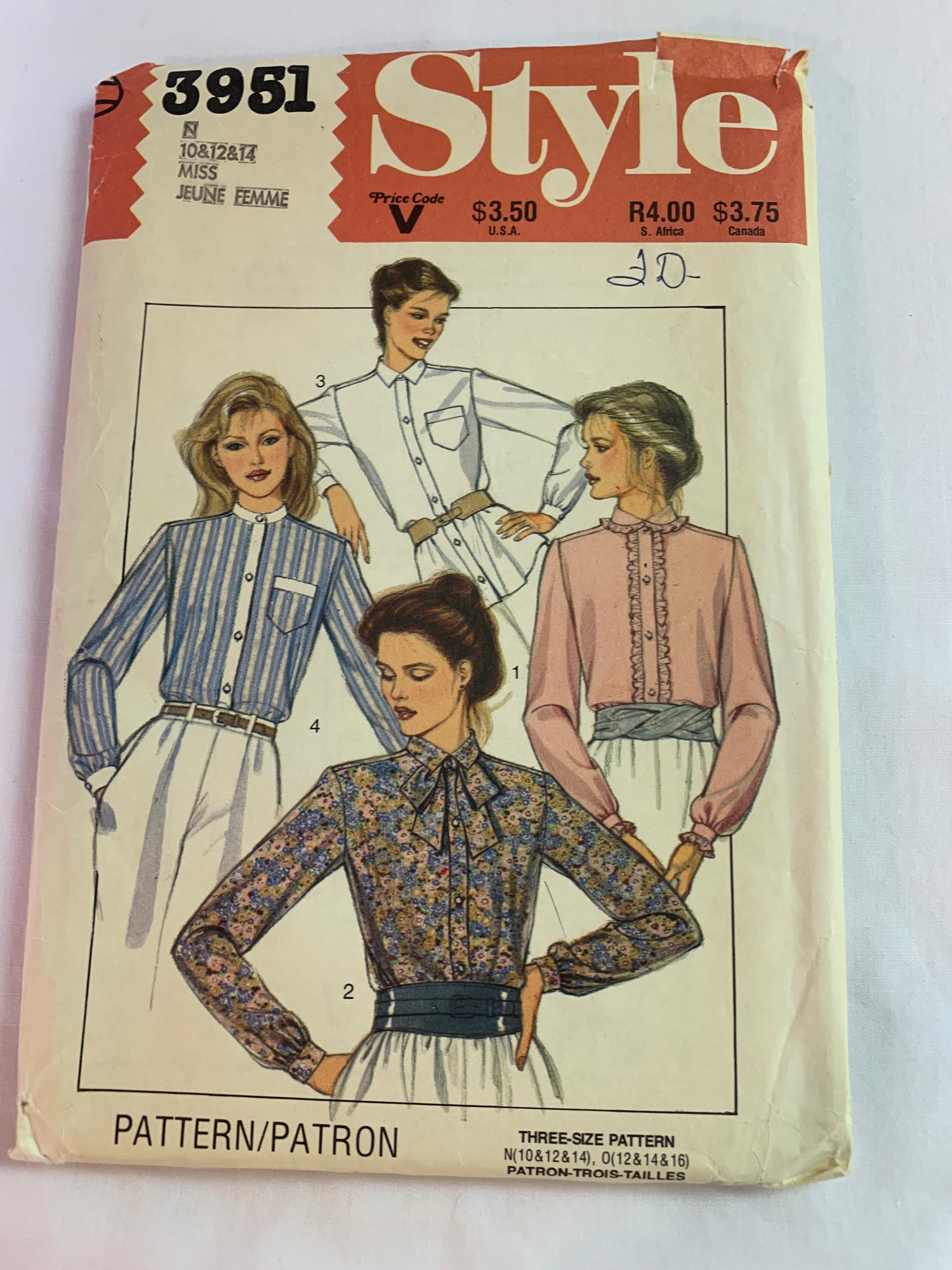 Style Sewing Pattern 3951 Misses' Tops, Blouses, Button Front, 4 Variations, Long Sleeves, Collar, Pockets,Tie Belt, Size 10-14, Cut, Vintage 1982
