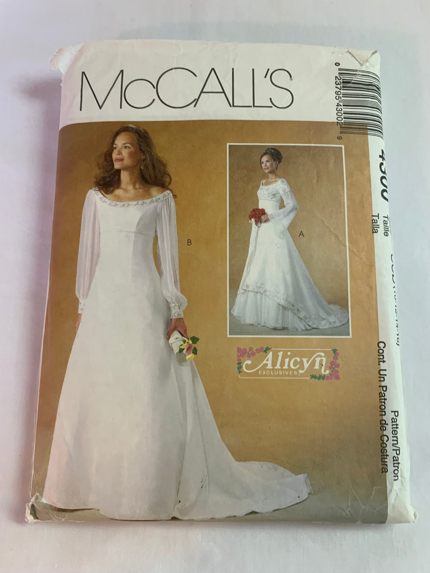 McCall's Alicyn Sewing Pattern 4300 Misses/Miss Petite Lined Wedding Dresses, Bride, Raglan Sleeves, Zipper, Ruffle, Size 10-16, Cut, 2003