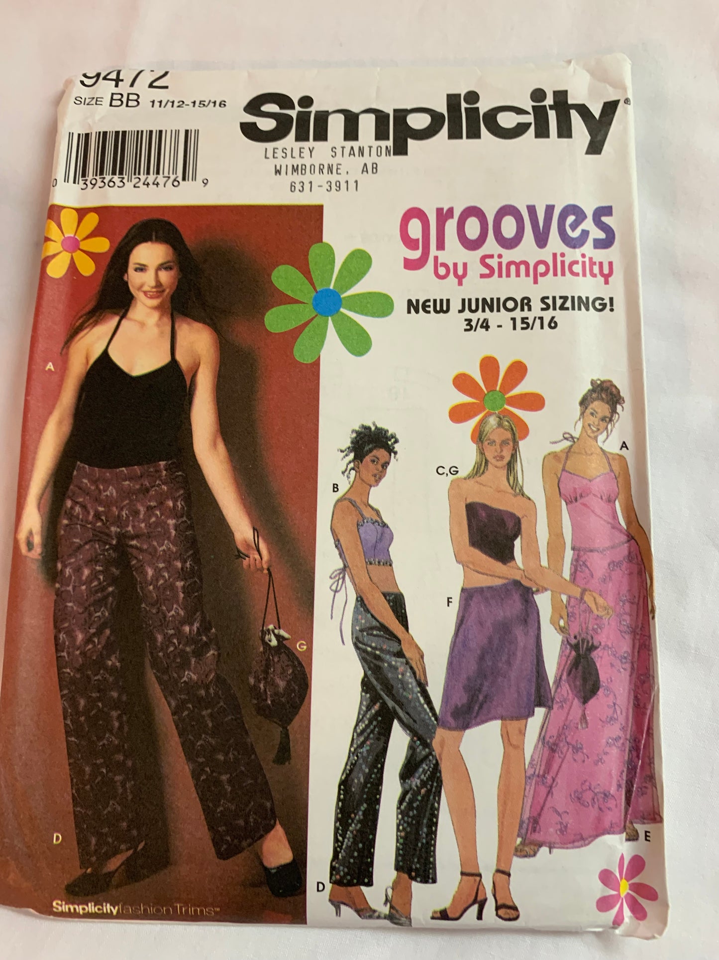 Simplicity Grooves Sewing Pattern 9472 Juniors' Bustier, Pants, Skirt, Purse, Knit Top, Size 3-16, Uncut, 2001