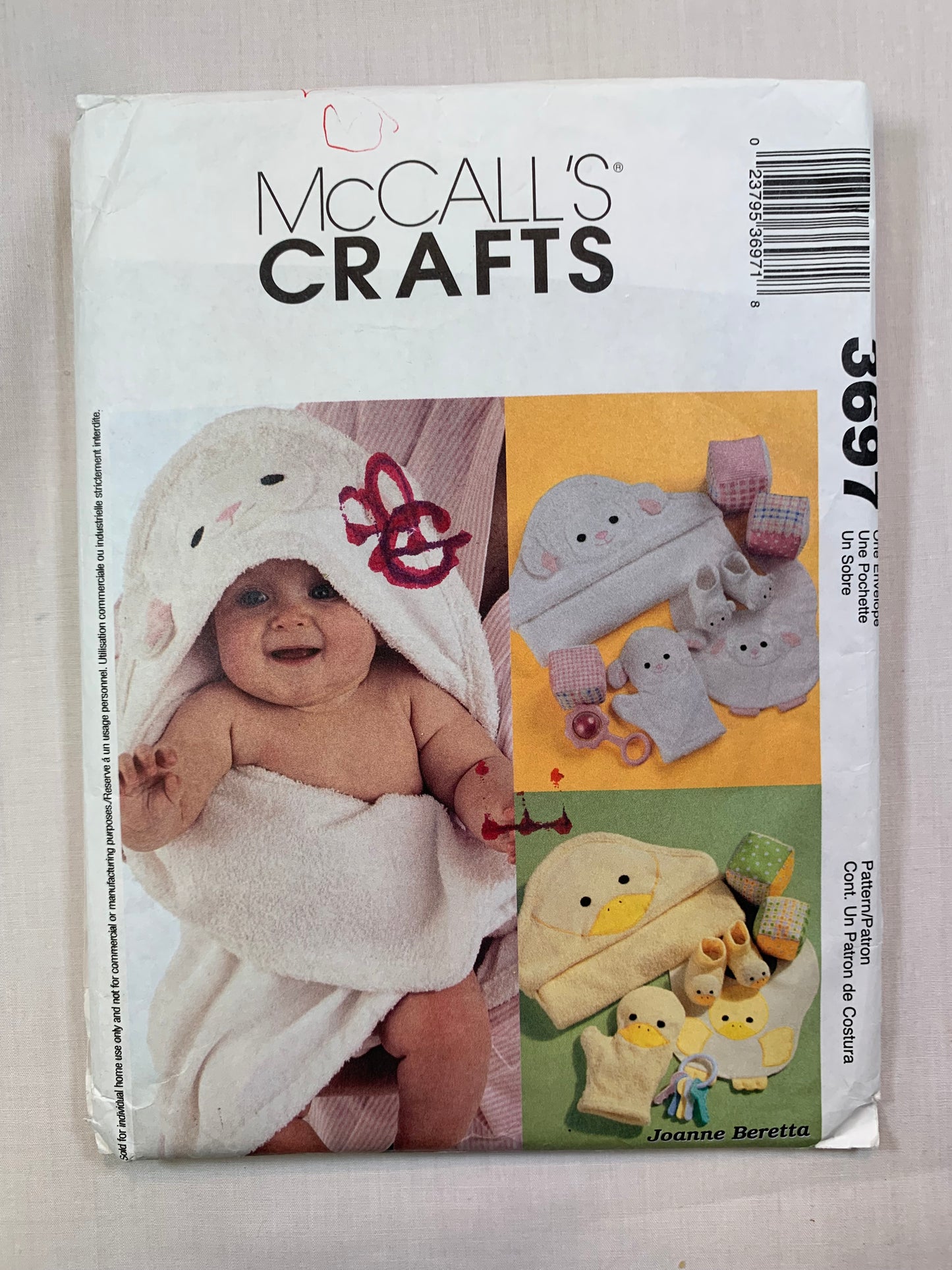 McCall's 3697 Home Decor Crafts, Baby Necessities, Hooded Towels, Wash Mitt, Bibs, Booties, Blocks, Uncut, 2002