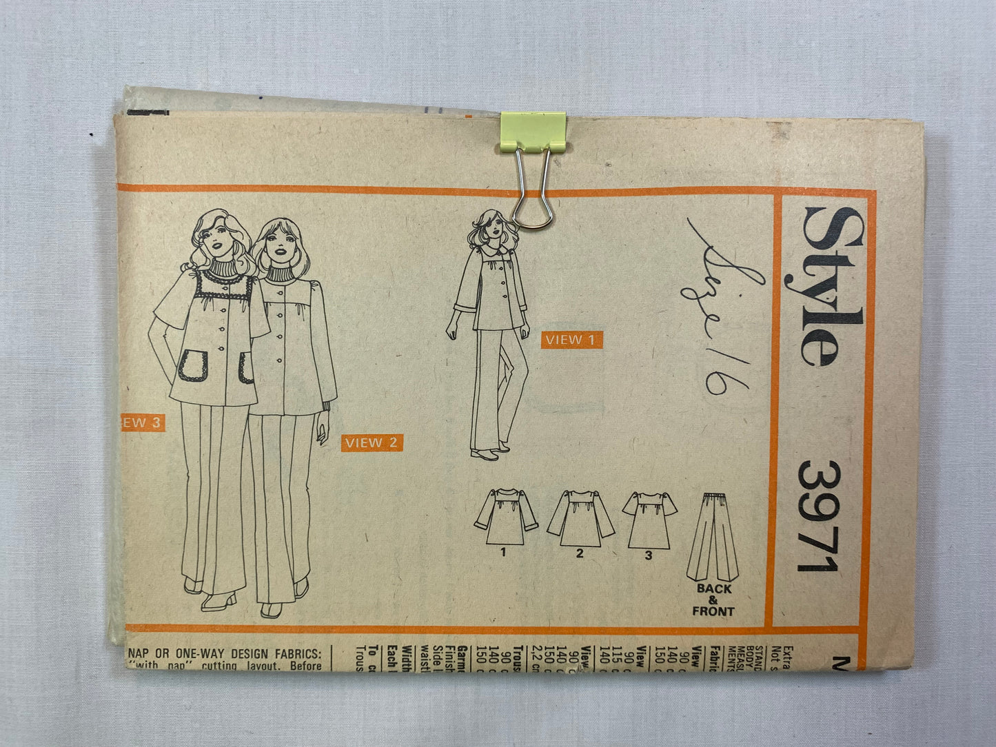 Style 3698 Misses' Dress, Shirt, Tunic, Pants, Size 16, Uncut, Vintage 1970
