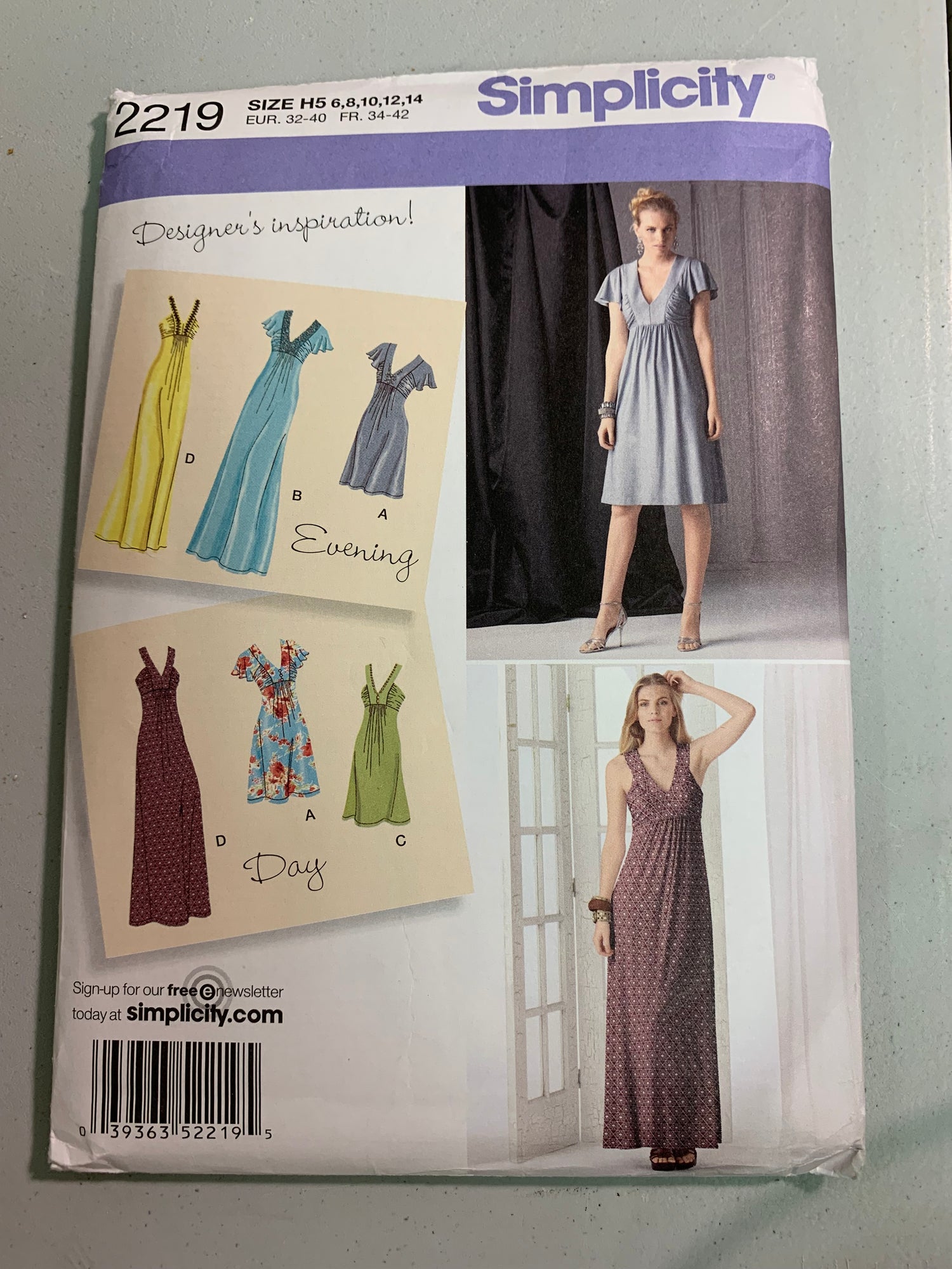 Simplicity Sewing Pattern 2219 Misses' Knit Dress, Two Lengths, Size 6-14, Cut, 2011
