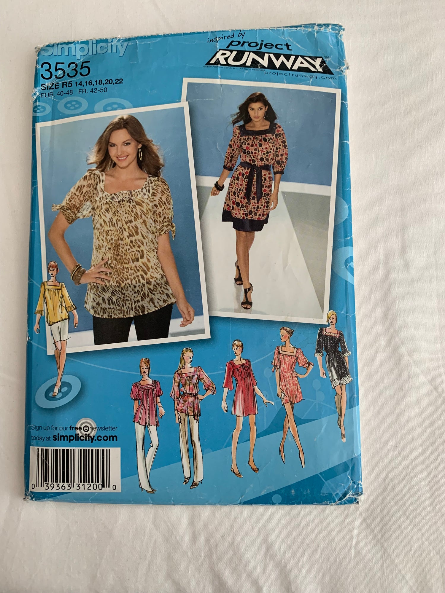 Simplicity Project Runway Sewing Pattern 3535 Misses'/Miss Petite Dress, Mini Dress, Top, Belt, Pullover, Two Lengths, Size 14-22, Cut, 2007