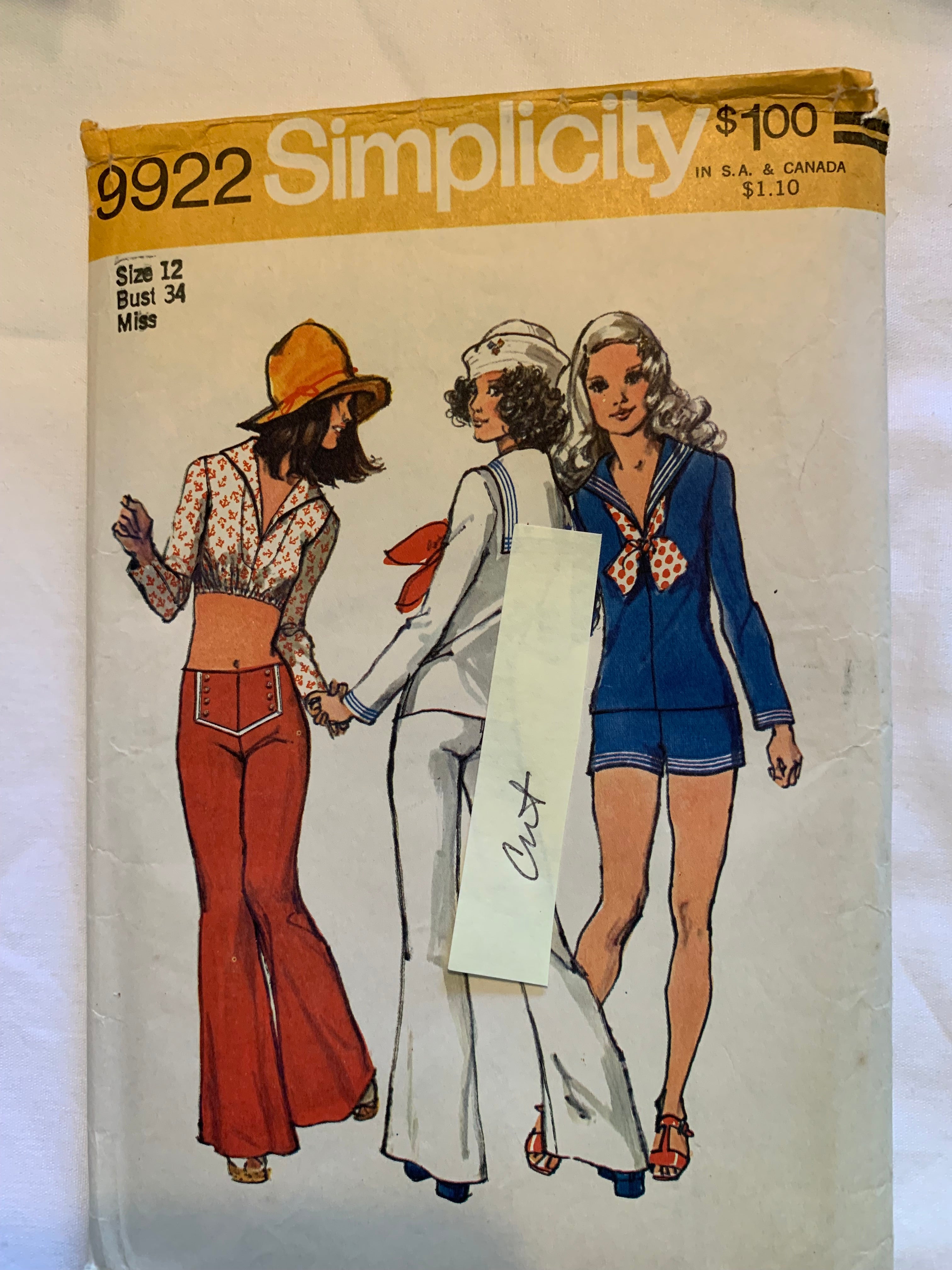 Simplicity Sewing Pattern 9922 Misses'/Girls'/Junior/Teens' Blouse, Halter  Tops, Pants, Hip Hugger Bell-Bottom Pants, Button Front, Long Sleeves, Size