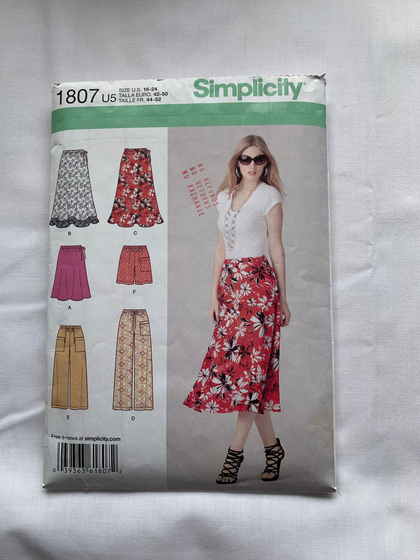 Simplicity Sewing Pattern 1807 Misses' Skirt, Pants Shorts, Pull-On, Elastic Waist, Side Slit, Two Lengths, Pockets, Flared, Size 16-22, Cut, 2000