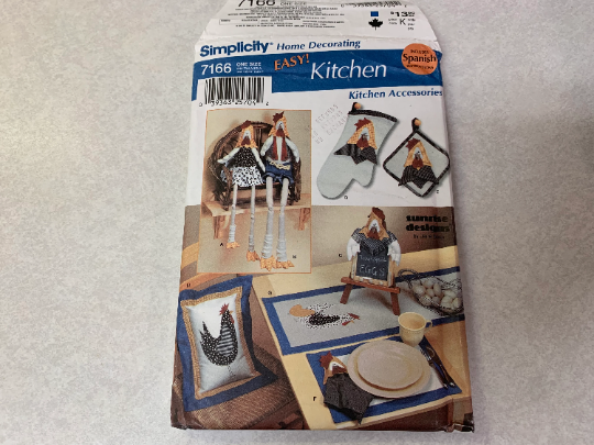 Simplicity Sewing Pattern 7166 Home Decorating, Place Mats, Rooster, Message Board, Pot Holder, Table Runner, Oven Mitts, Pillow, Hen, Uncut, 2002