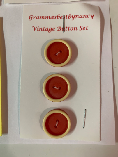 Vintage 9 Cards of Buttons, Green, Blue, Purple, Clear, Red, , (Envelope #4)