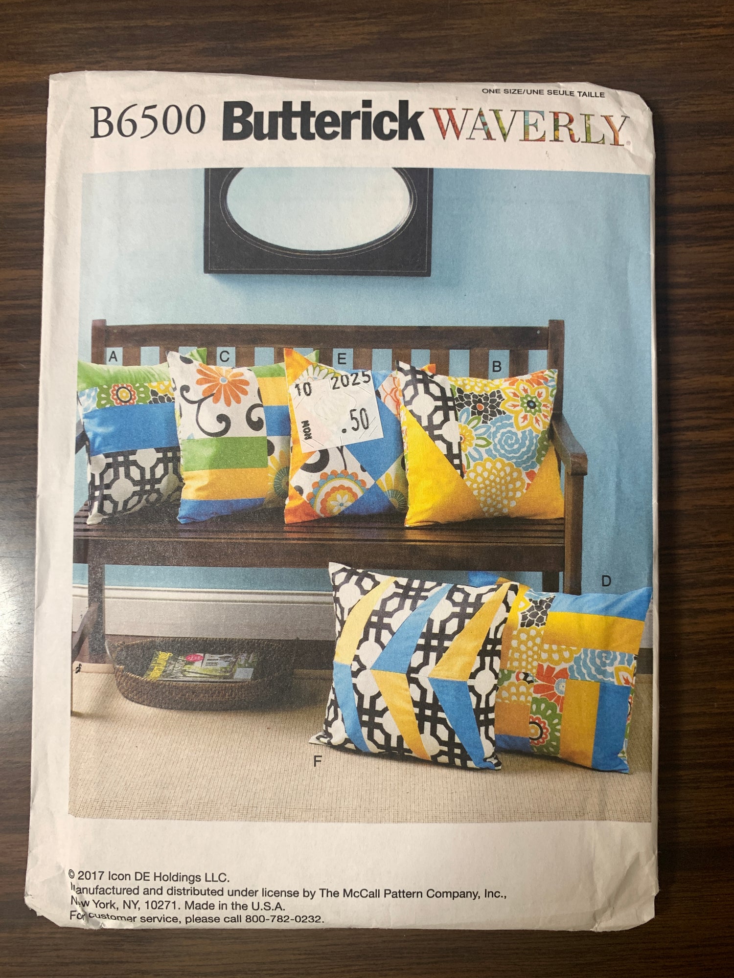 Butterick Sewing Pattern B6500 Pillows. 6 Variations, Abstract, Uncut, 2017