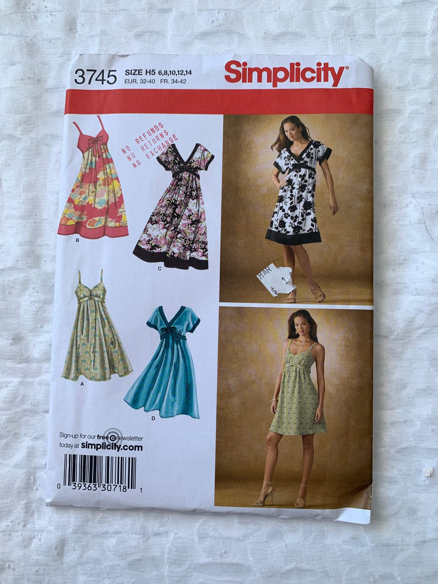 Simplicity Sewing Pattern 3745 Dress, Two Lengths, Bodice 4 Variations, Sleeveless.  Short Sleeves, Size 6-14, Uncut 2007