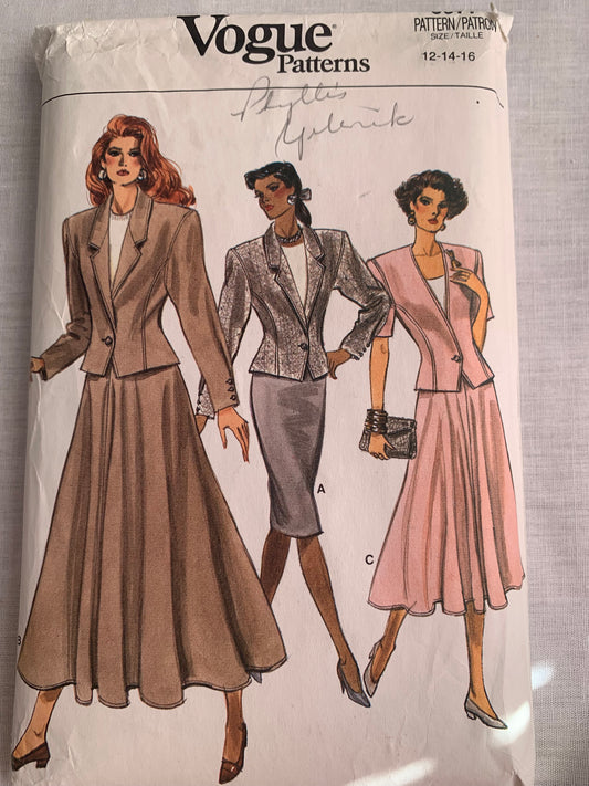 Vogue Sewing Pattern 9977 Misses'/Misses' Petite Jacket, Skirt, Semi-Fitted, Lined, Shoulder Pads, Zipper Back, Size 12, Cut, Vintage 1987