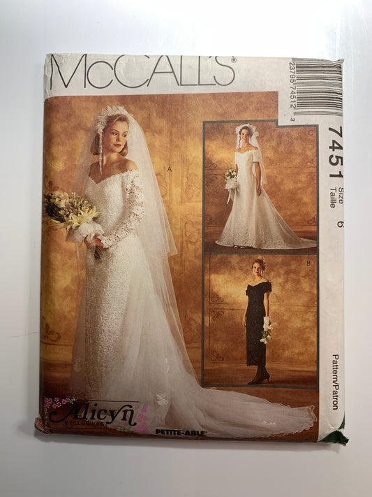 McCall's Sewing Pattern Alicyn 7451 Misses' Wedding Dresses, Bride, Zipper Back, Train, Bridesmaid Size 6, Uncut, Vintage 1995