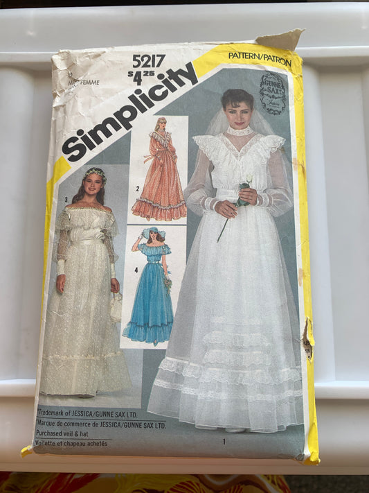 Simplicity Sewing Pattern 5217 Misses' Bridal/Wedding Gowns, Bridesmaids' Dress, Floor Length, Fitted, Ruffles, Long/Short Sleeves, Size 10, Cut, Vintage 1981