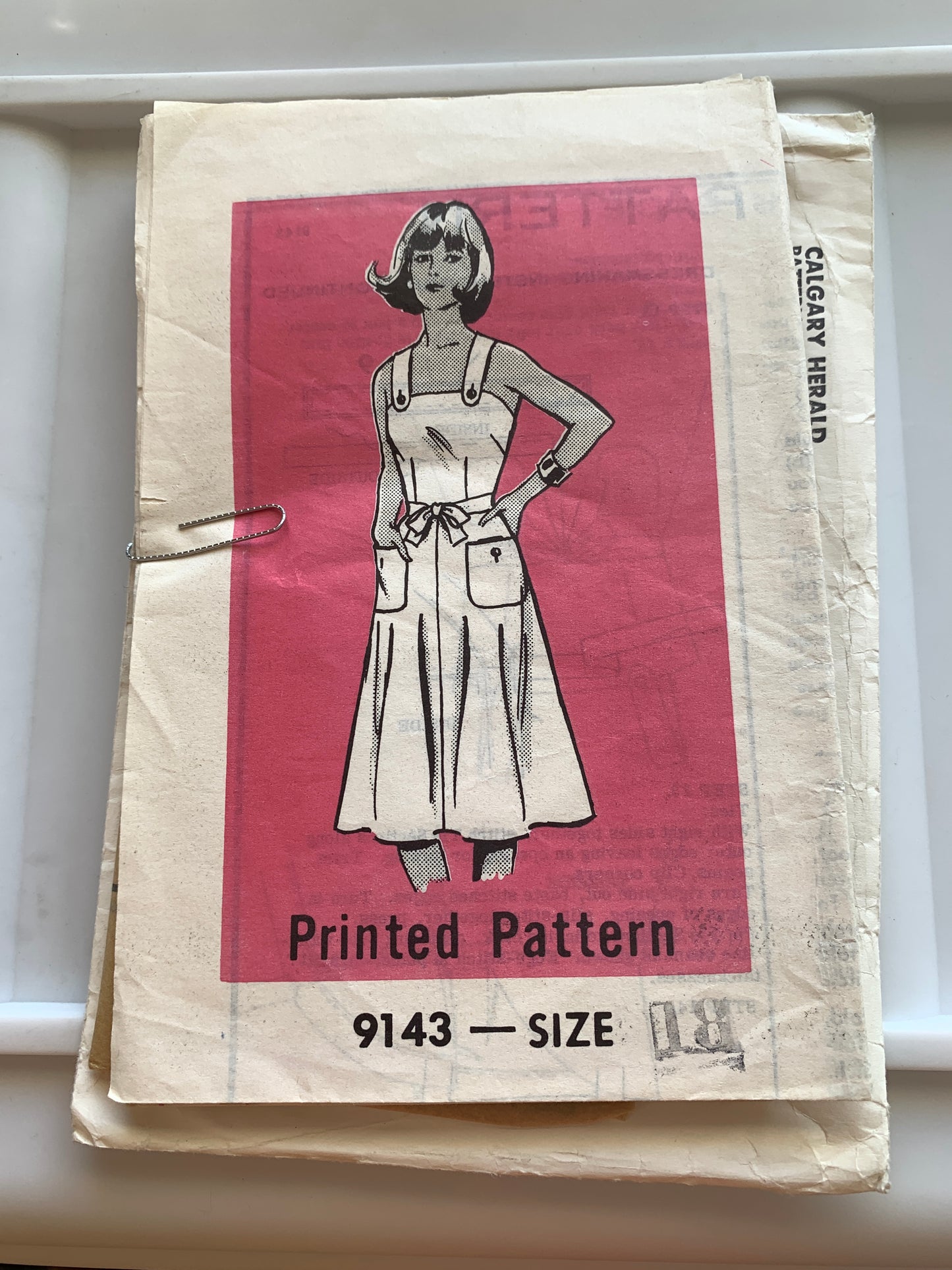 Free Press Sewing Pattern 9143 Misses' Dress, Shoulder Straps, Pockets, Size 18, Uncut, Vintage 1963