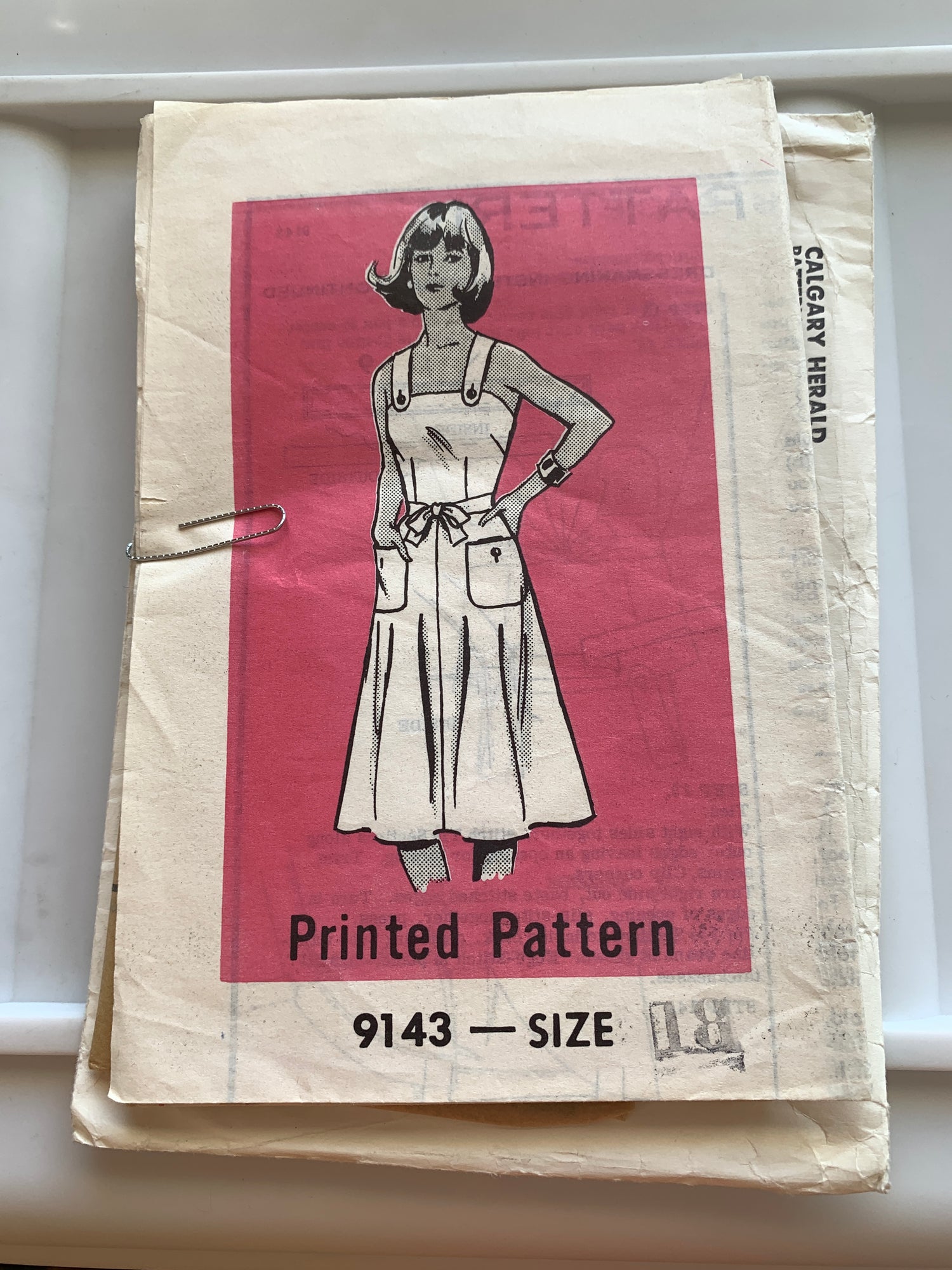 Free Press Sewing Pattern 9143 Misses' Dress, Shoulder Straps, Pockets, Size 18, Uncut, Vintage 1963