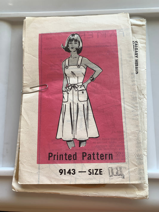 Free Press Sewing Pattern 9143 Misses' Dress, Shoulder Straps, Pockets, Size 18, Uncut, Vintage 1963