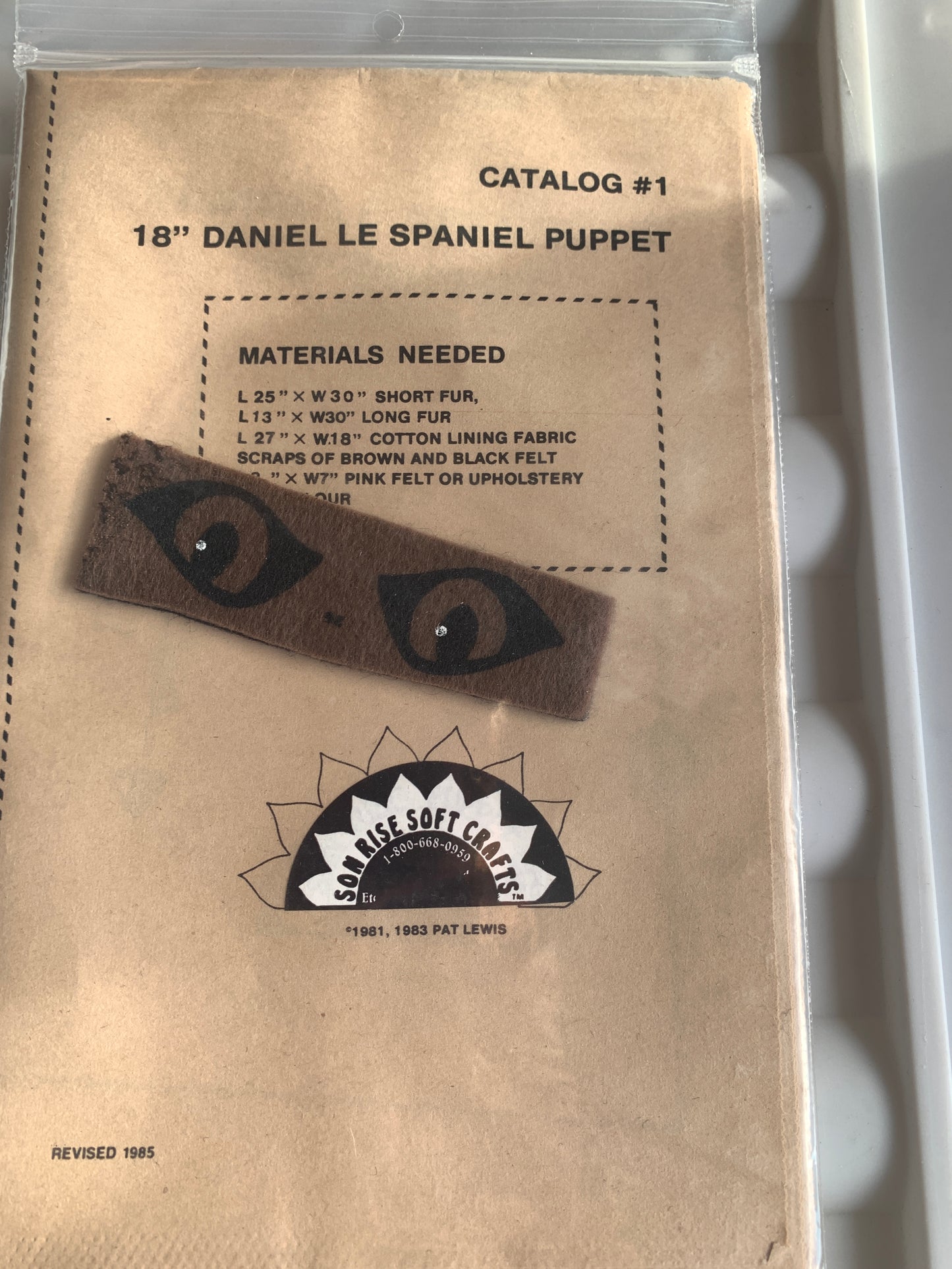 Son Rise Soft Crafts Pattern Puppets Animals, Daniel Le Spaniel, Size 18", Uncut, Vintage 1981