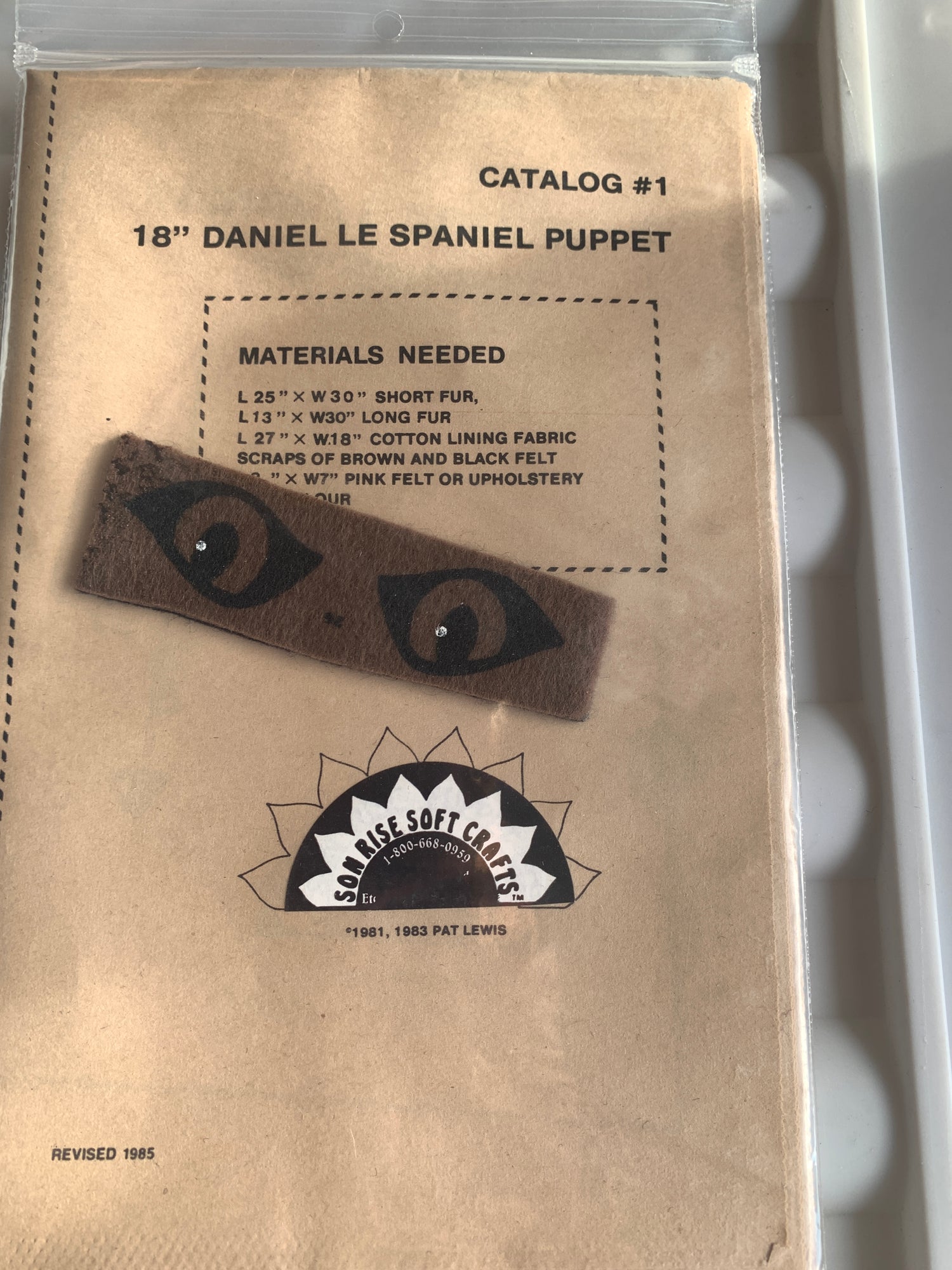 Son Rise Soft Crafts Pattern Puppets Animals, Daniel Le Spaniel, Size 18", Uncut, Vintage 1981