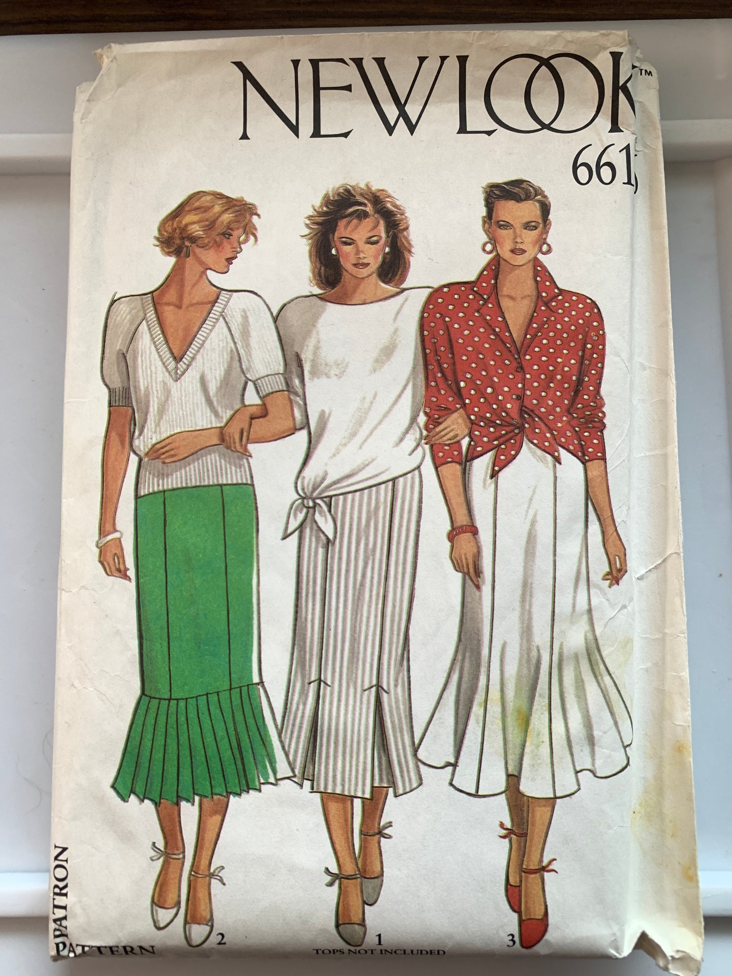 Simplicity New Look Sewing Pattern 6616 Misses' Skirts, 3 Variations, Size 8-20, Uncut, 2006