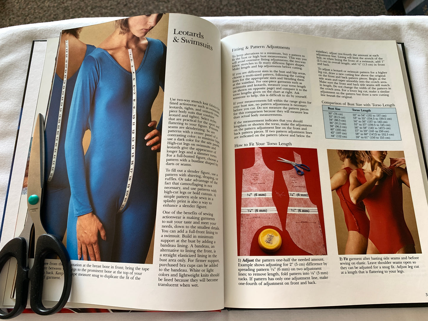Singer Sewing Activewear, Reference Book, Leotards, Swimwear, Jacket, Vests,