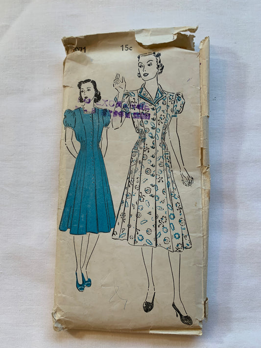 Chatelaine Sewing Pattern 1071 Misses' Dress, Button Front, Fitted, Pockets, Short Sleeves, Collar, Size Unknown, Vintage 1930