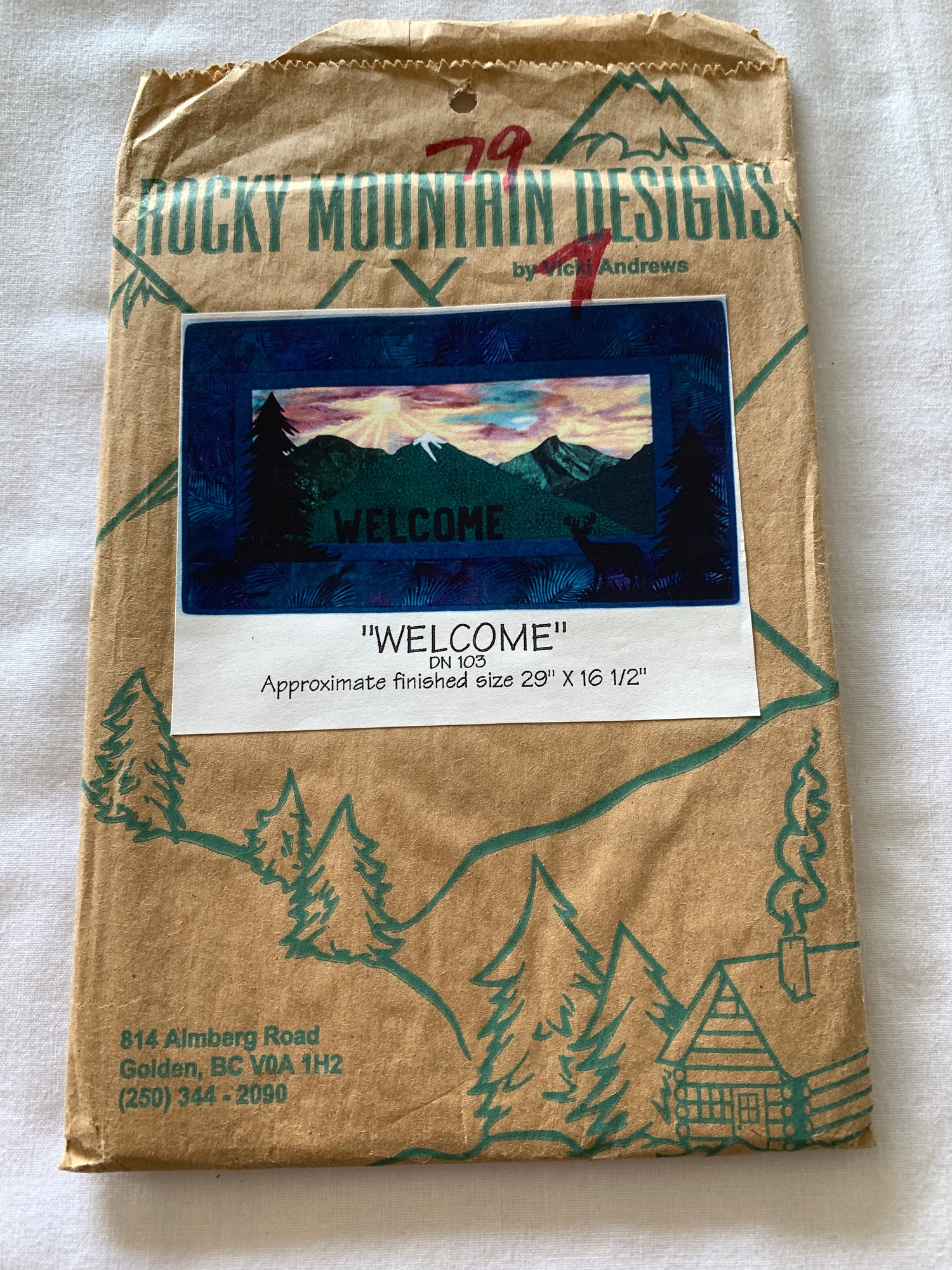 Table Runner Welcome, Mountain Scene, Rocky Mountain Designs, Vicki Andrews