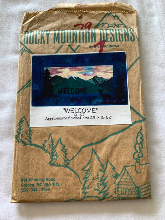 Table Runner Welcome, Mountain Scene, Rocky Mountain Designs, Vicki Andrews