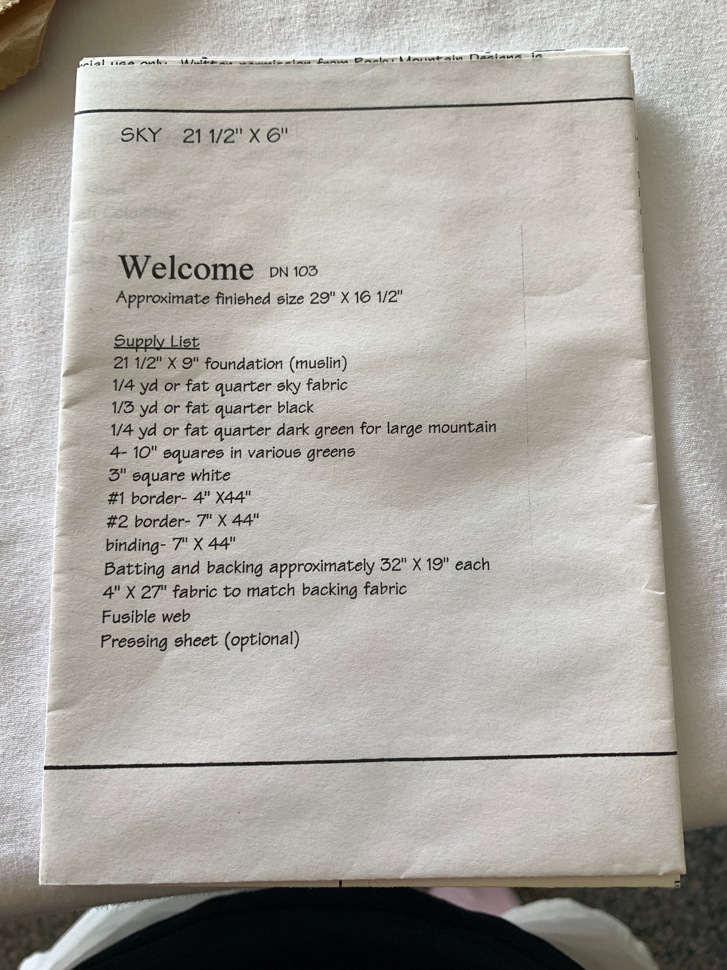 Table Runner Welcome, Mountain Scene, Rocky Mountain Designs, Vicki Andrews