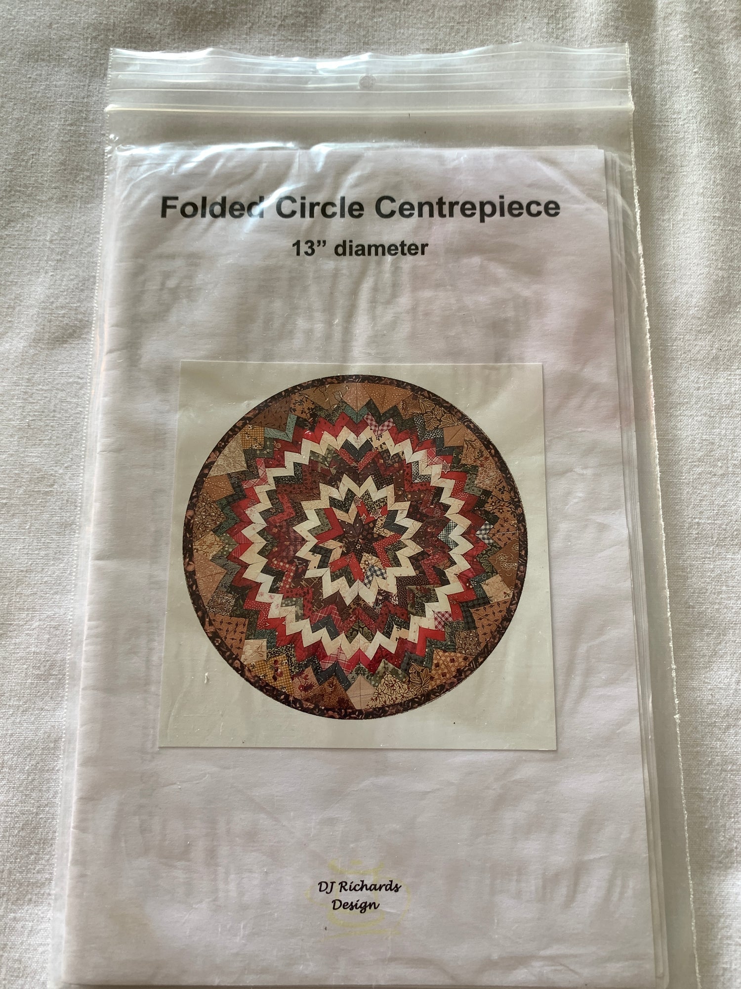 Folded Circle Centrepiece, 13" Diameter, Quilted, DJ Richards, 2006