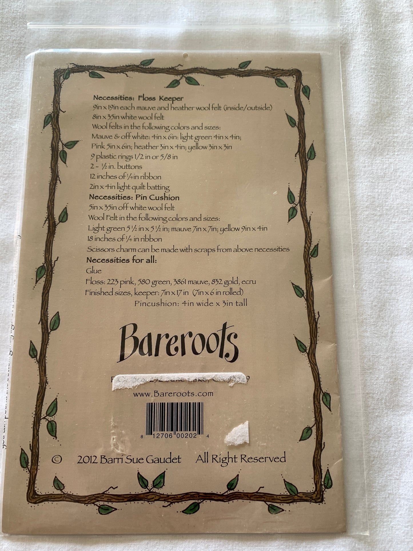 Embroidery Holder, Bareroots, 202 Stitchery Set, Barri Sue Gaudet, 2012