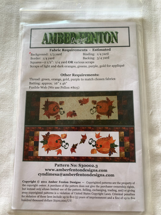 Table Runner, Pumpkin Harvest, Amber Fenton, Quilt Pattern, 14 1/2 x 44 1/2"