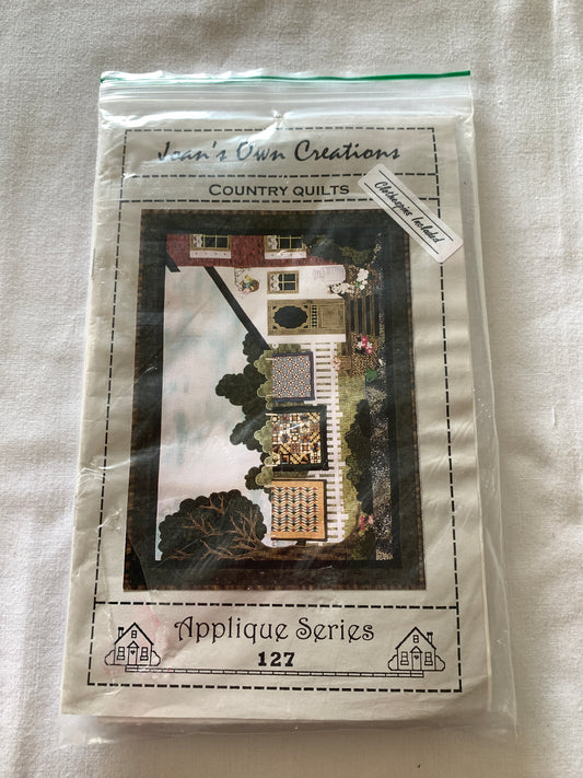 Table Runner, Joan's Own Creations, Country Quilts, Applique Series 127, 27 x 37,