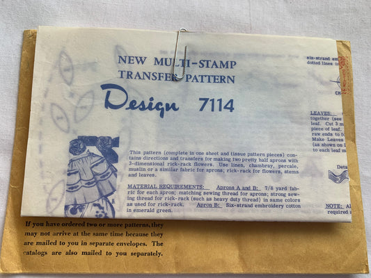 Design Sewing Pattern 7114 Aprons, Iron On Transfers, Motifs, Vintage 1966