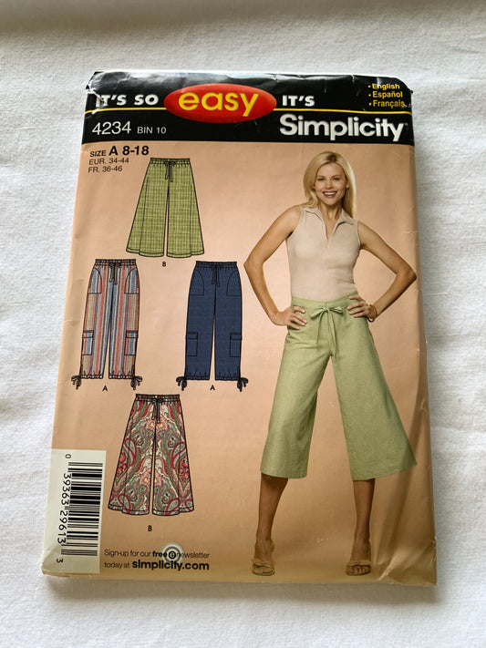 Simplicity Sewing Pattern 4176 Misses' Top, Tunic, Sleeveless, Pullover, Neckline Variations, 6 Variations, Size 12-20, Uncut, 2002