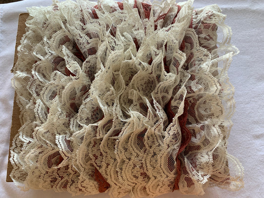 Lace Copper Brown & White, 30 Feet, 2 Inch Wide, Trim, Lace, Crafts, Hobbies, Photos. Card-Making, Baby Clothes
