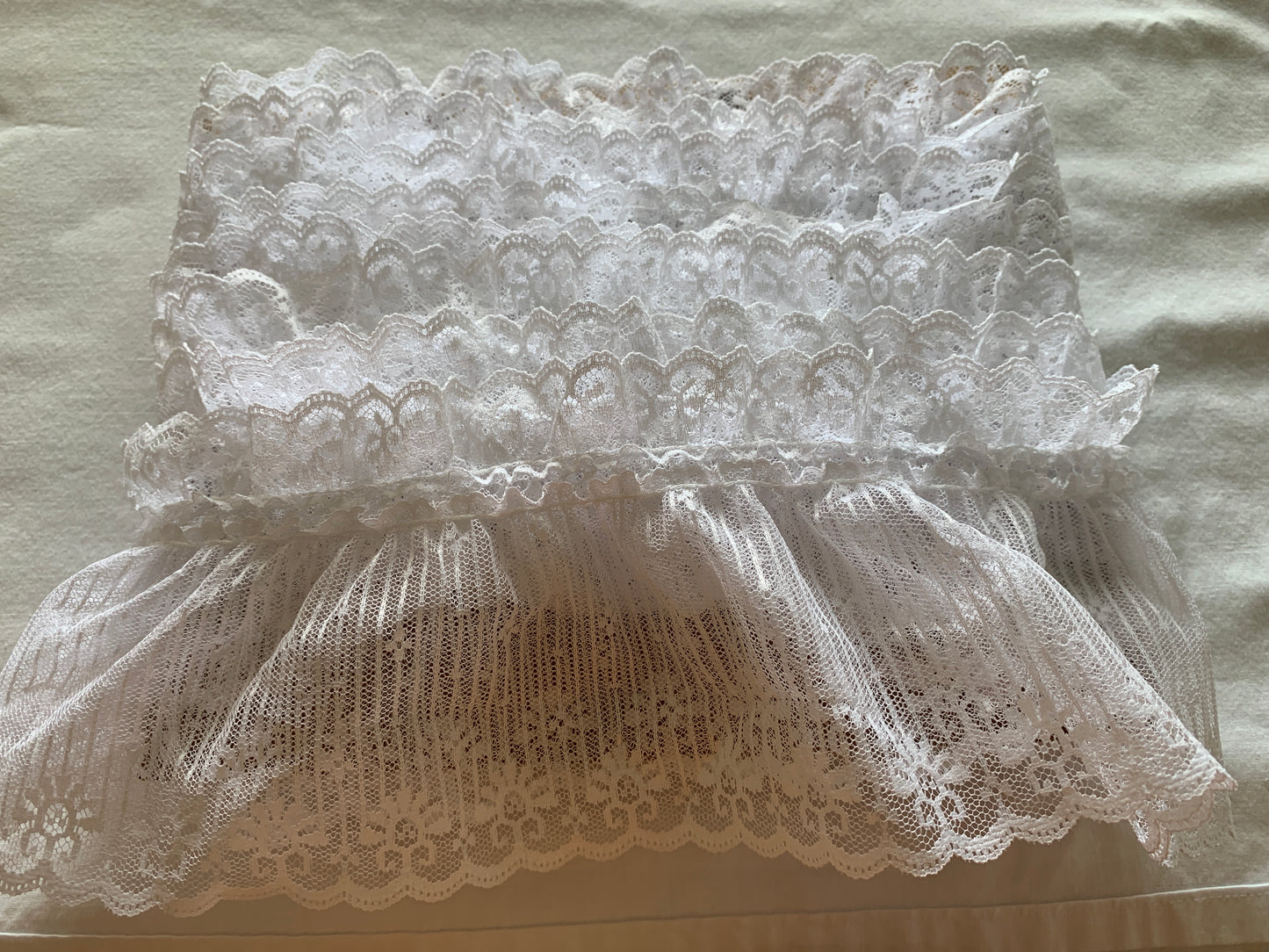 Lace White Two Tiers, 15 Feet, 5 Inch Wide, Trim, Lace, Crafts, Hobbies, Photos. Card-Making, Baby Clothes